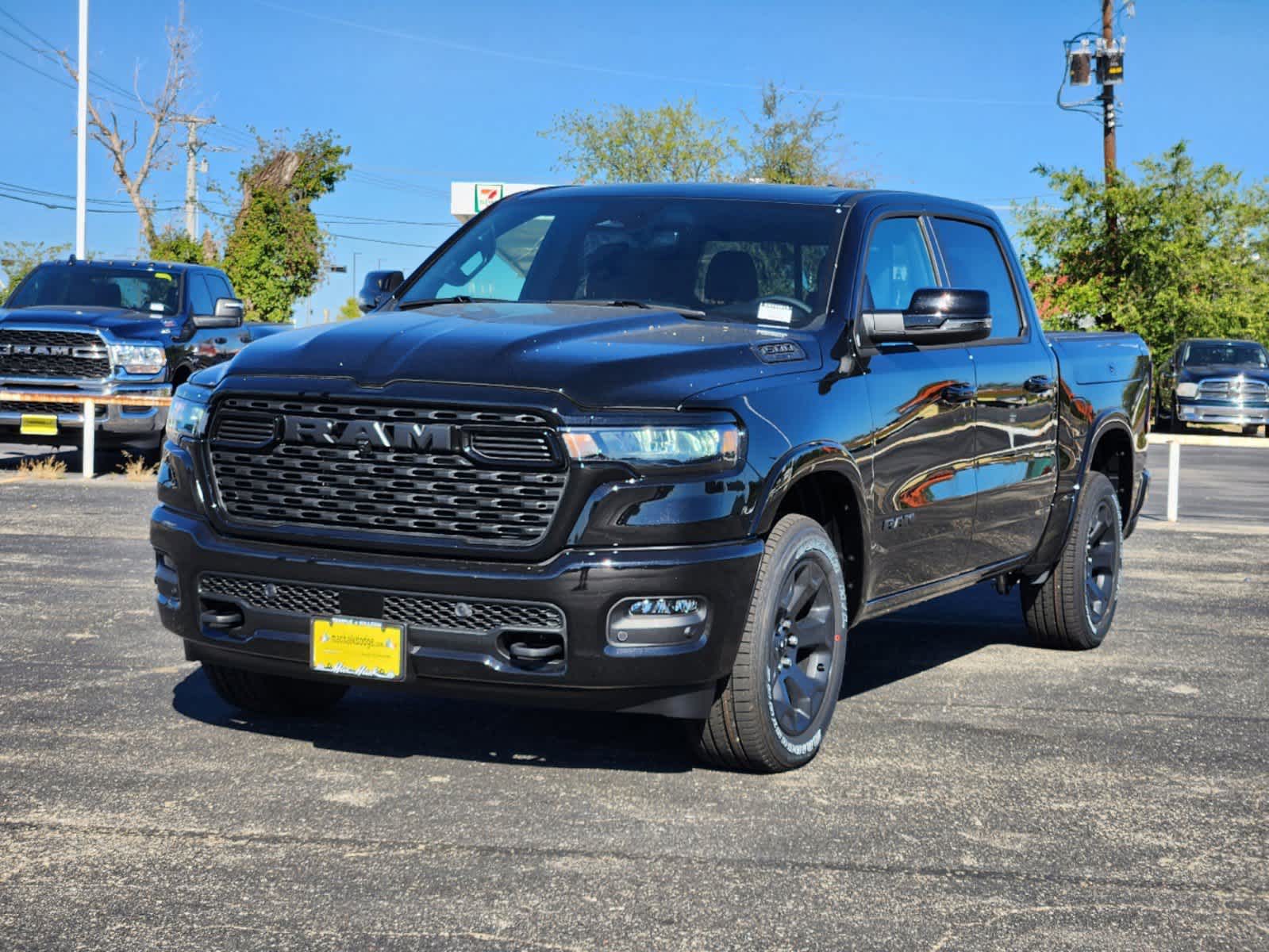 2025 Ram 1500 Lone Star 4x4 Crew Cab 57 Box 2