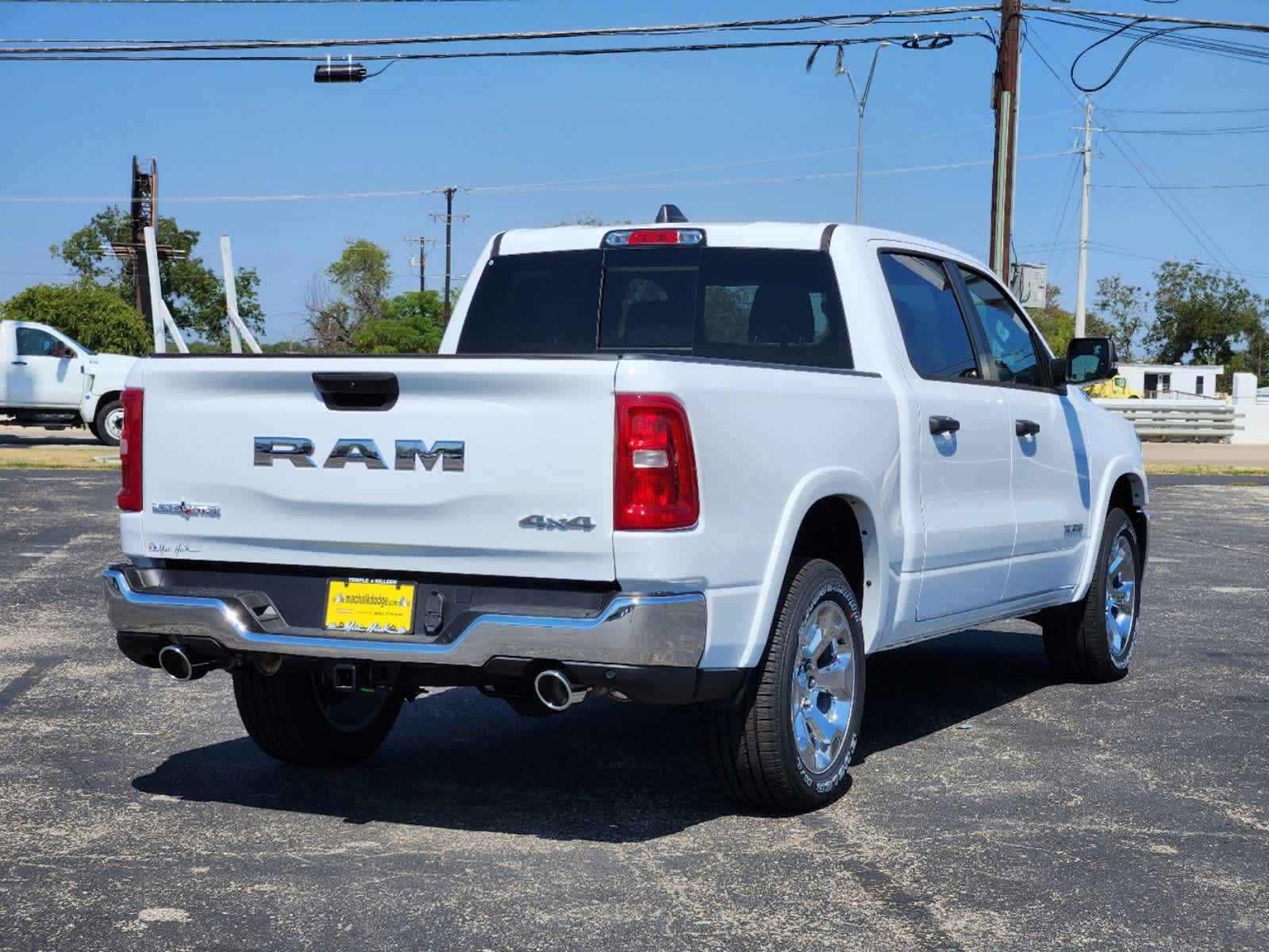 2025 Ram 1500 Lone Star 4x4 Crew Cab 57 Box 3