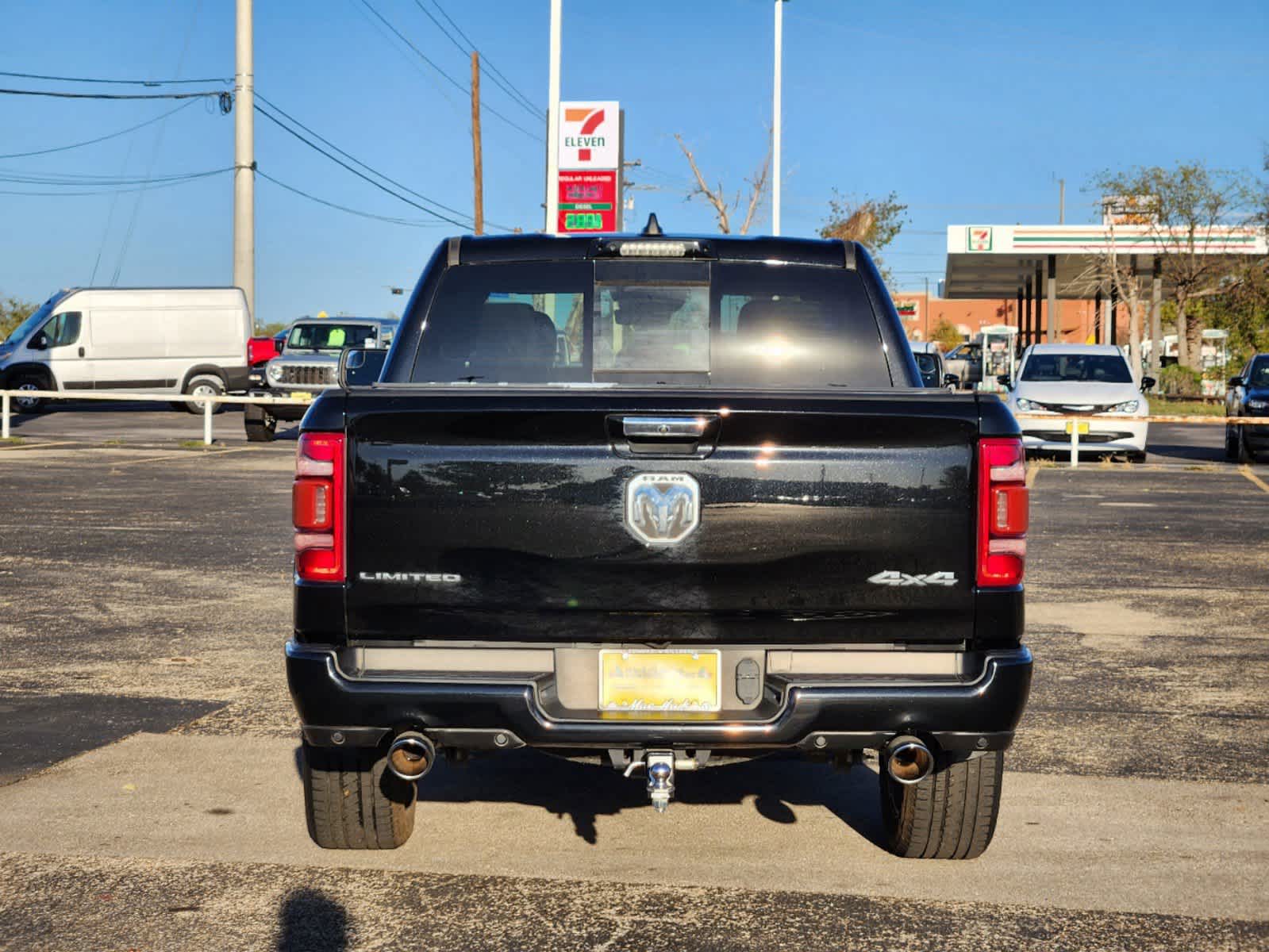 2022 Ram 1500 Limited 4x4 Crew Cab 57 Box 6