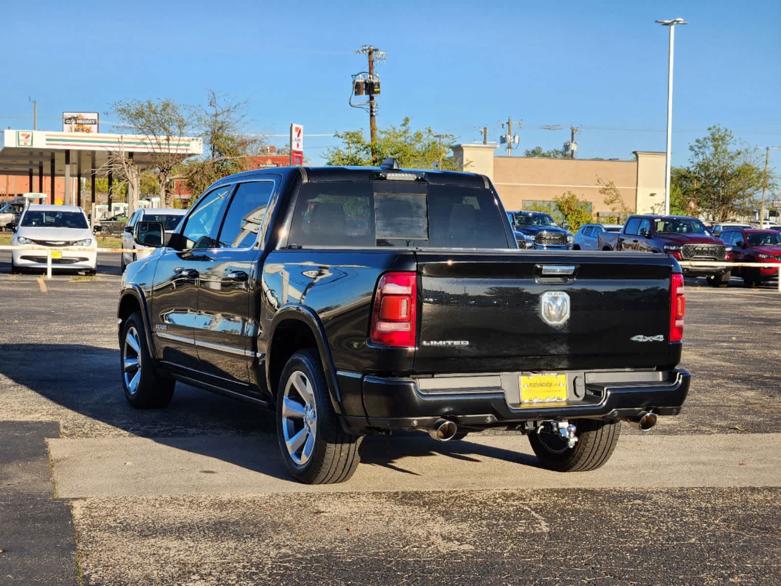 2022 Ram 1500 Limited 4x4 Crew Cab 57 Box 7