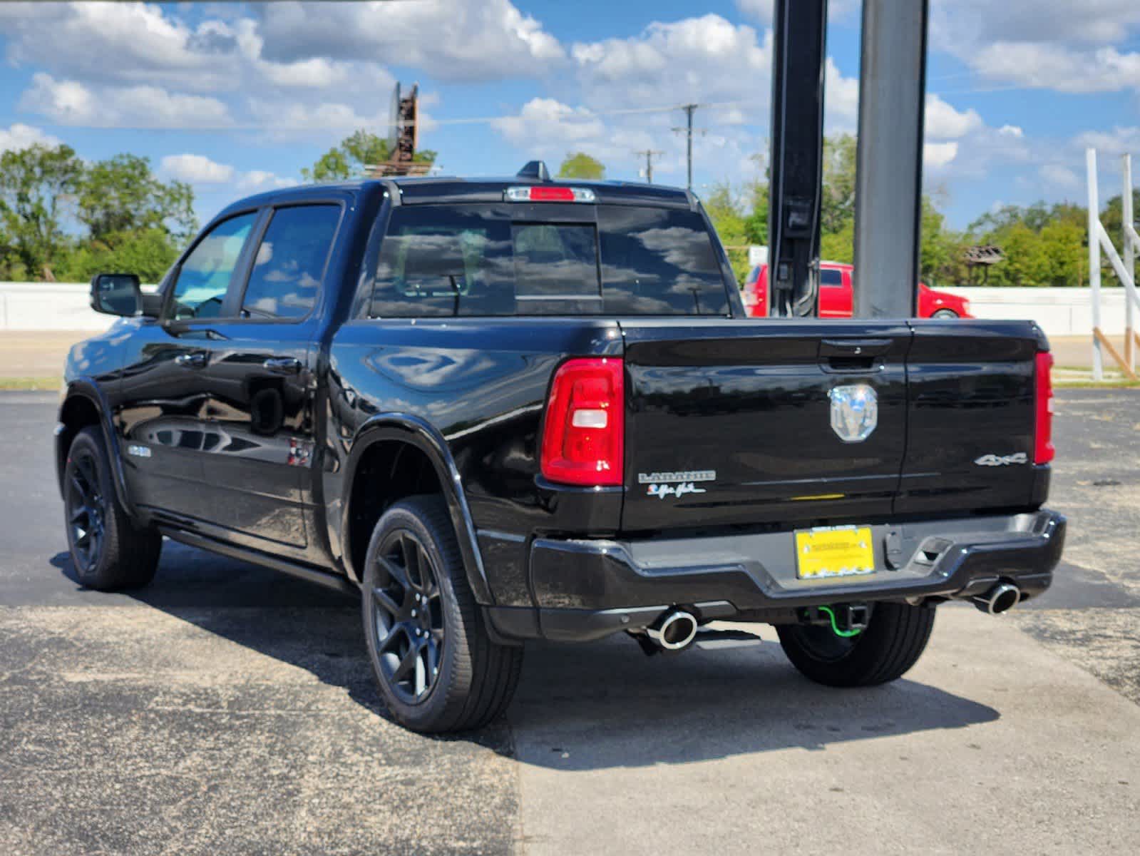 2025 Ram 1500 Laramie 4x4 Crew Cab 57 Box 3