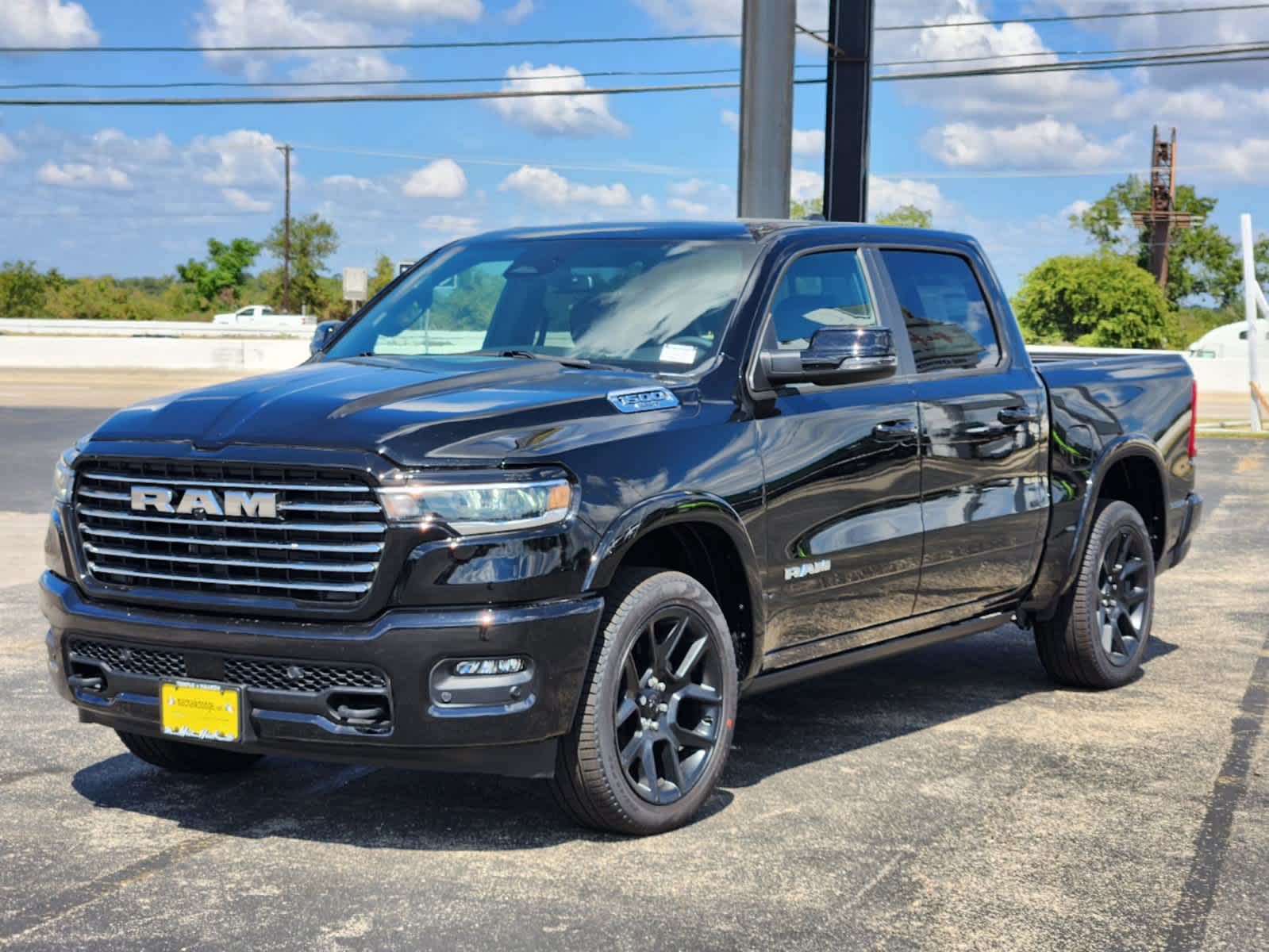 2025 Ram 1500 Laramie 4x4 Crew Cab 57 Box 2