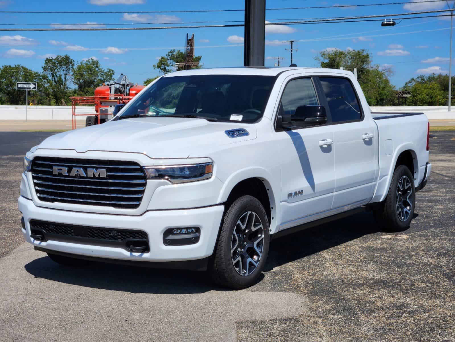 2025 Ram 1500 Laramie 4x4 Crew Cab 57 Box 2