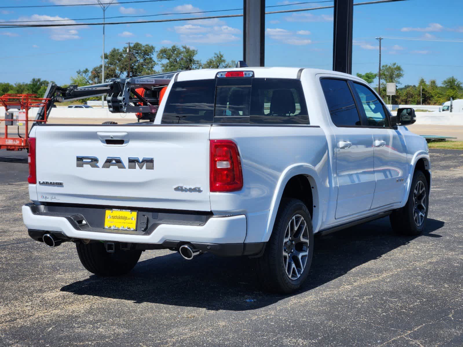 2025 Ram 1500 Laramie 4x4 Crew Cab 57 Box 4