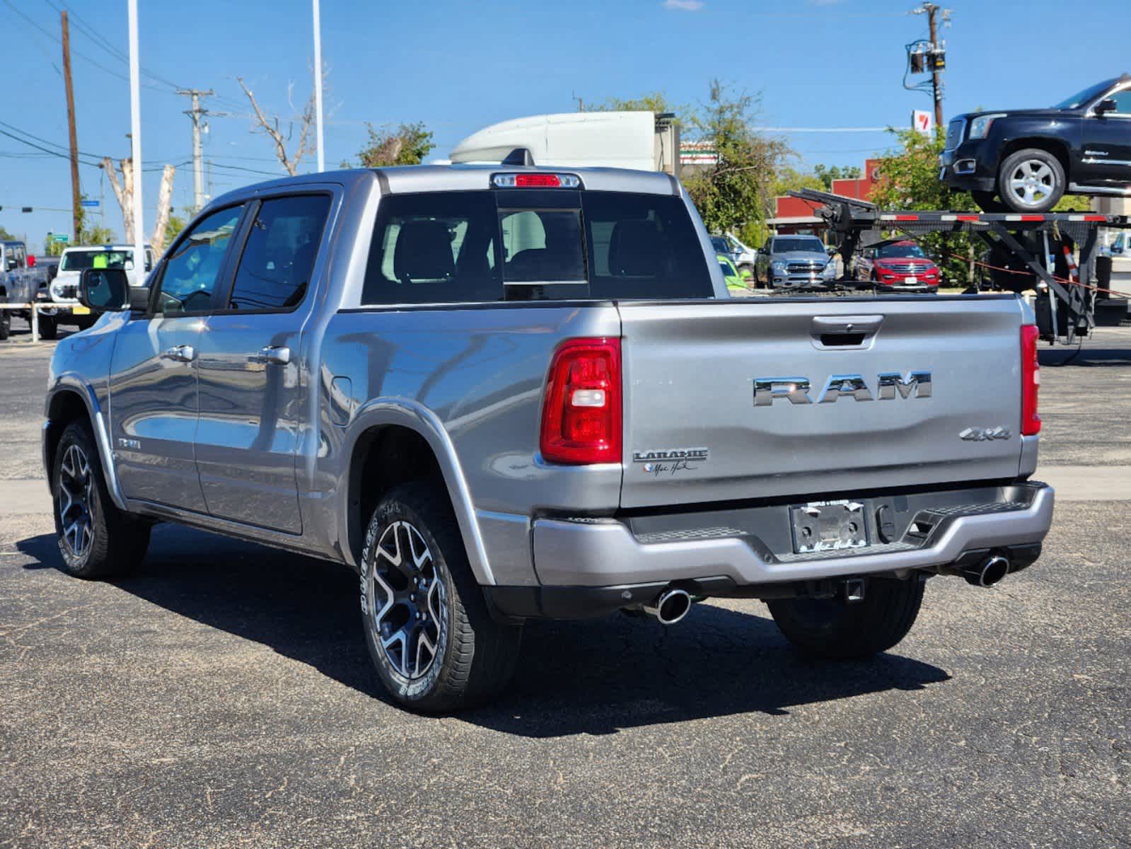 2025 Ram 1500 Laramie 4x4 Crew Cab 57 Box 3