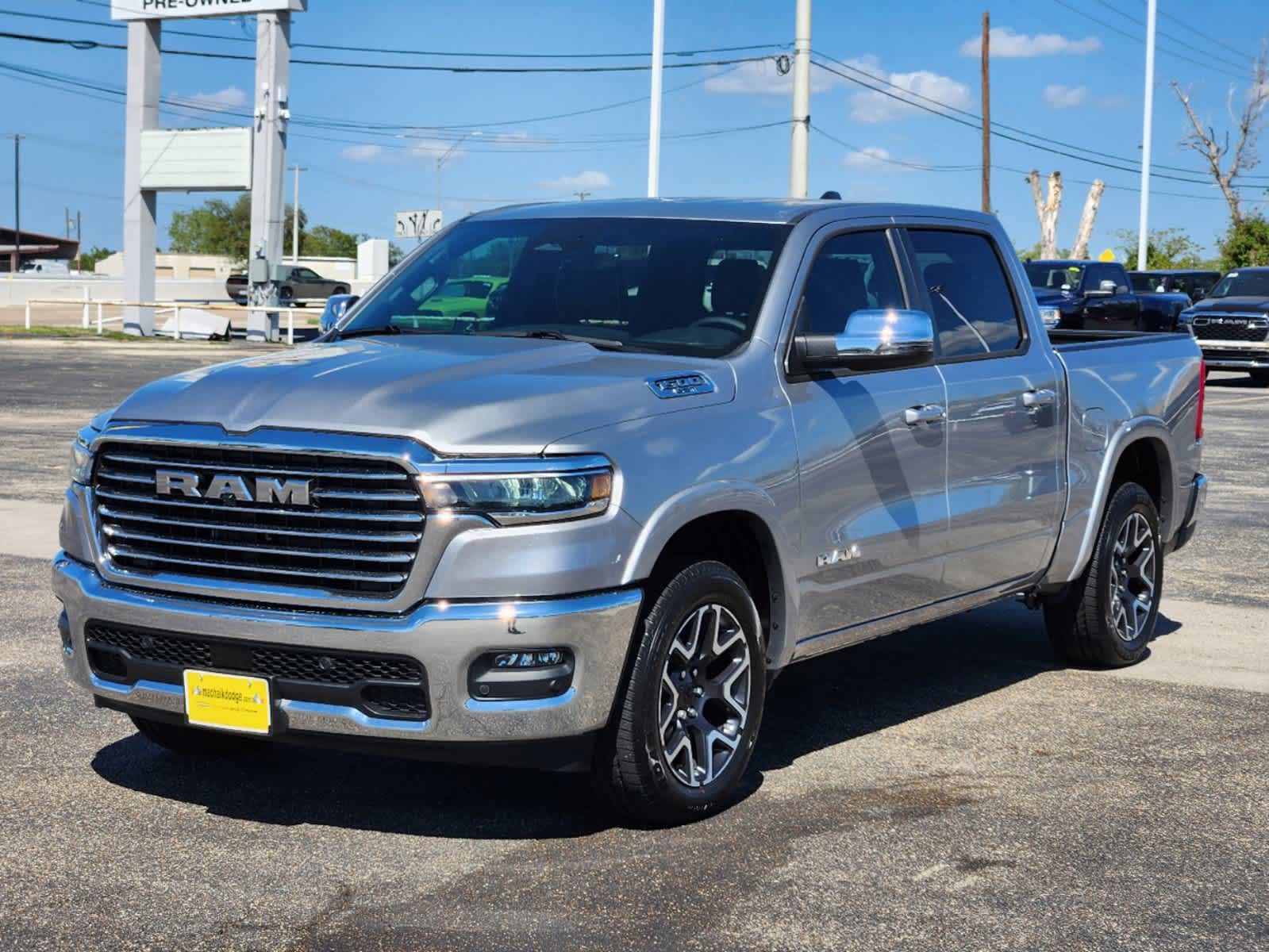 2025 Ram 1500 Laramie 4x4 Crew Cab 57 Box 2