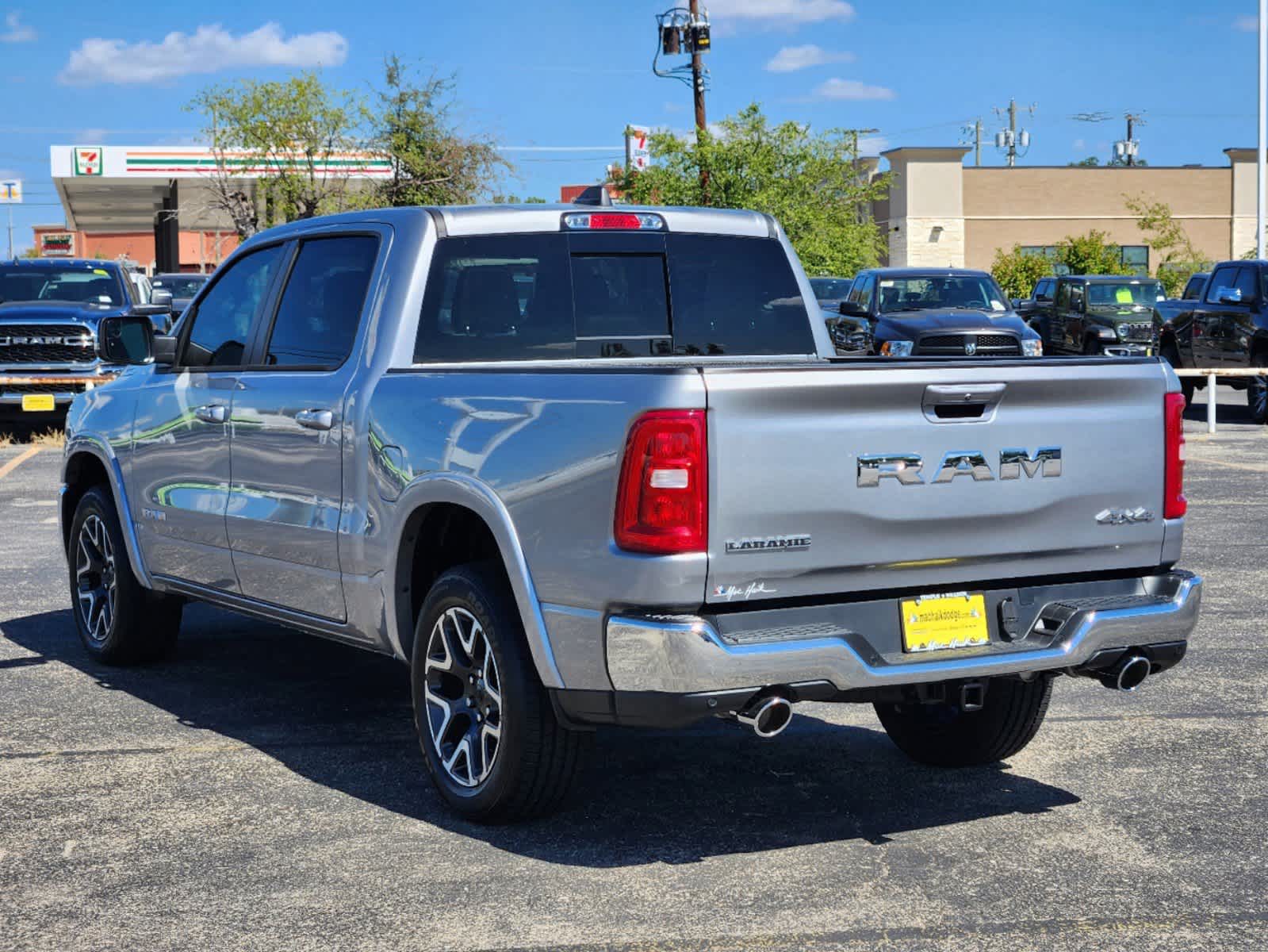 2025 Ram 1500 Laramie 4x4 Crew Cab 57 Box 3