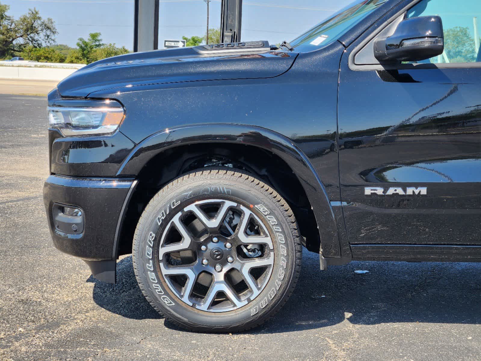 2025 Ram 1500 Laramie 4x4 Crew Cab 57 Box 6