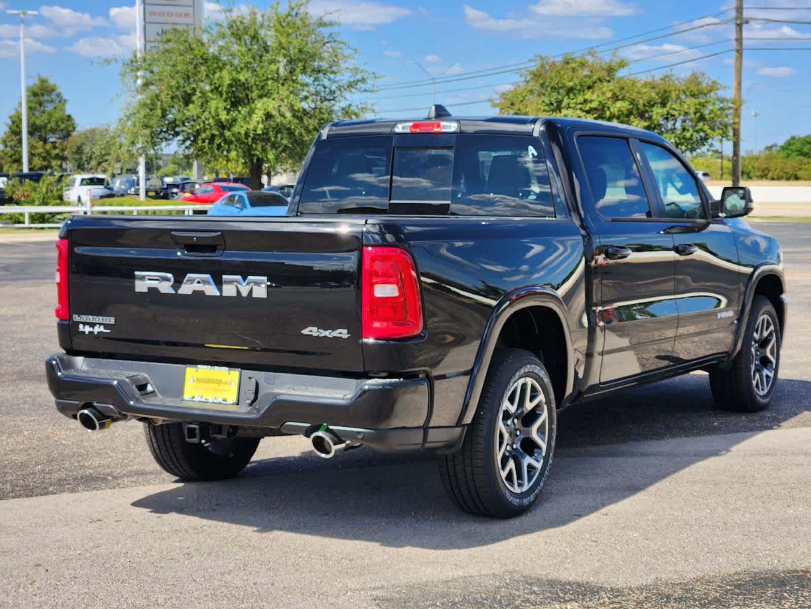 2025 Ram 1500 Laramie 4x4 Crew Cab 57 Box 4