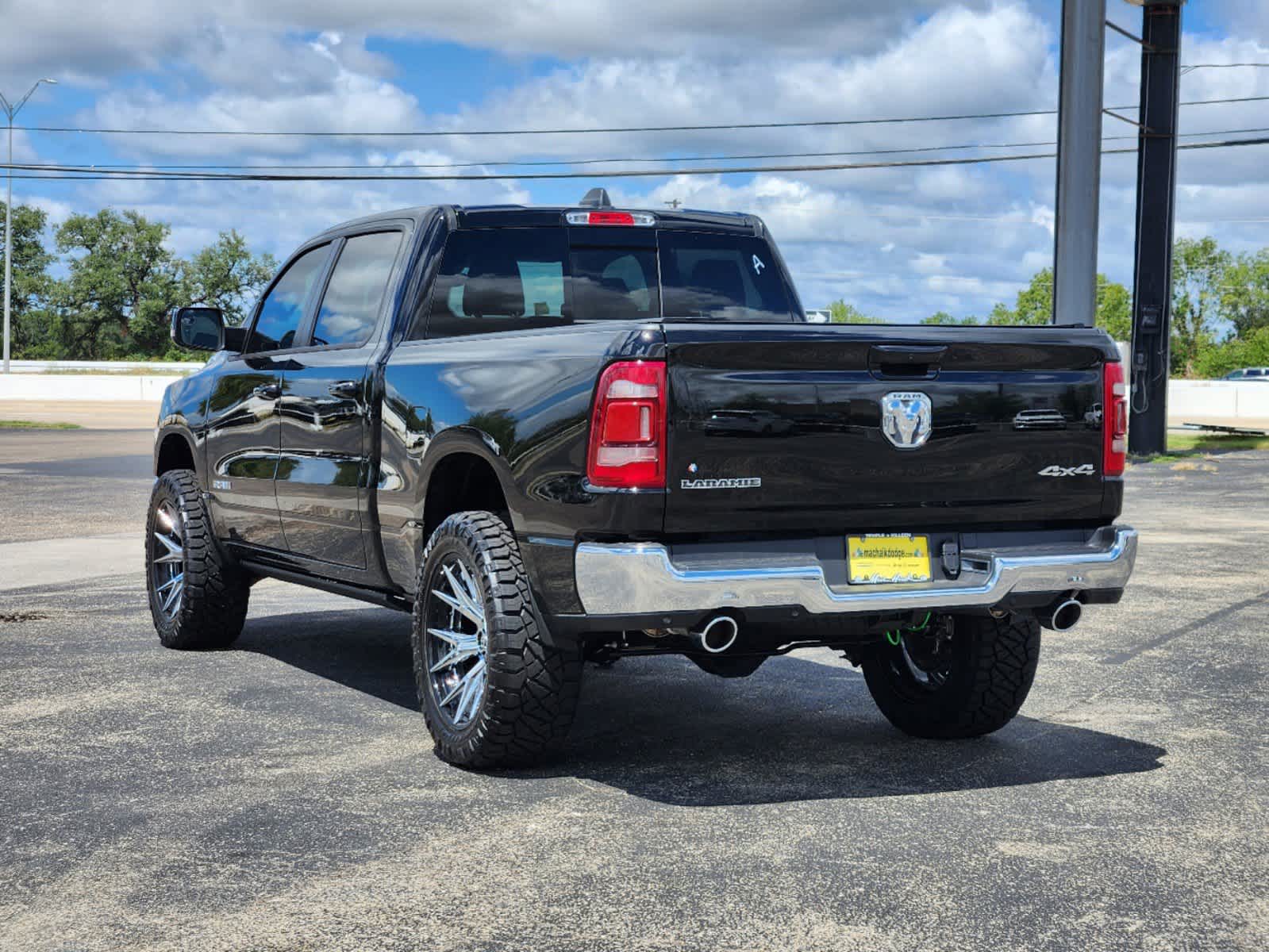 2024 Ram 1500 Laramie 4x4 Crew Cab 64 Box 4