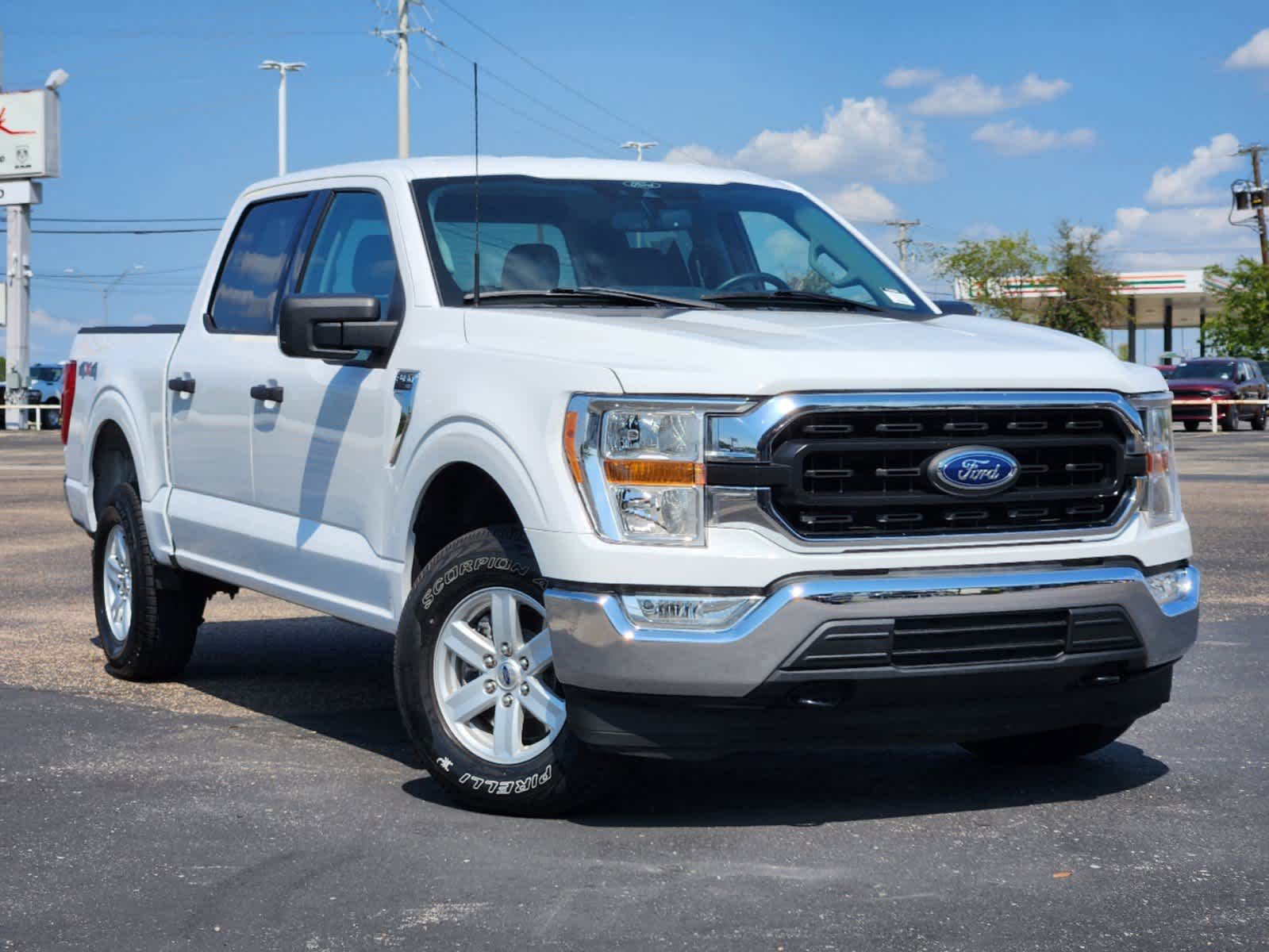 2021 Ford F-150 XLT 4WD SuperCrew 5.5 Box 1