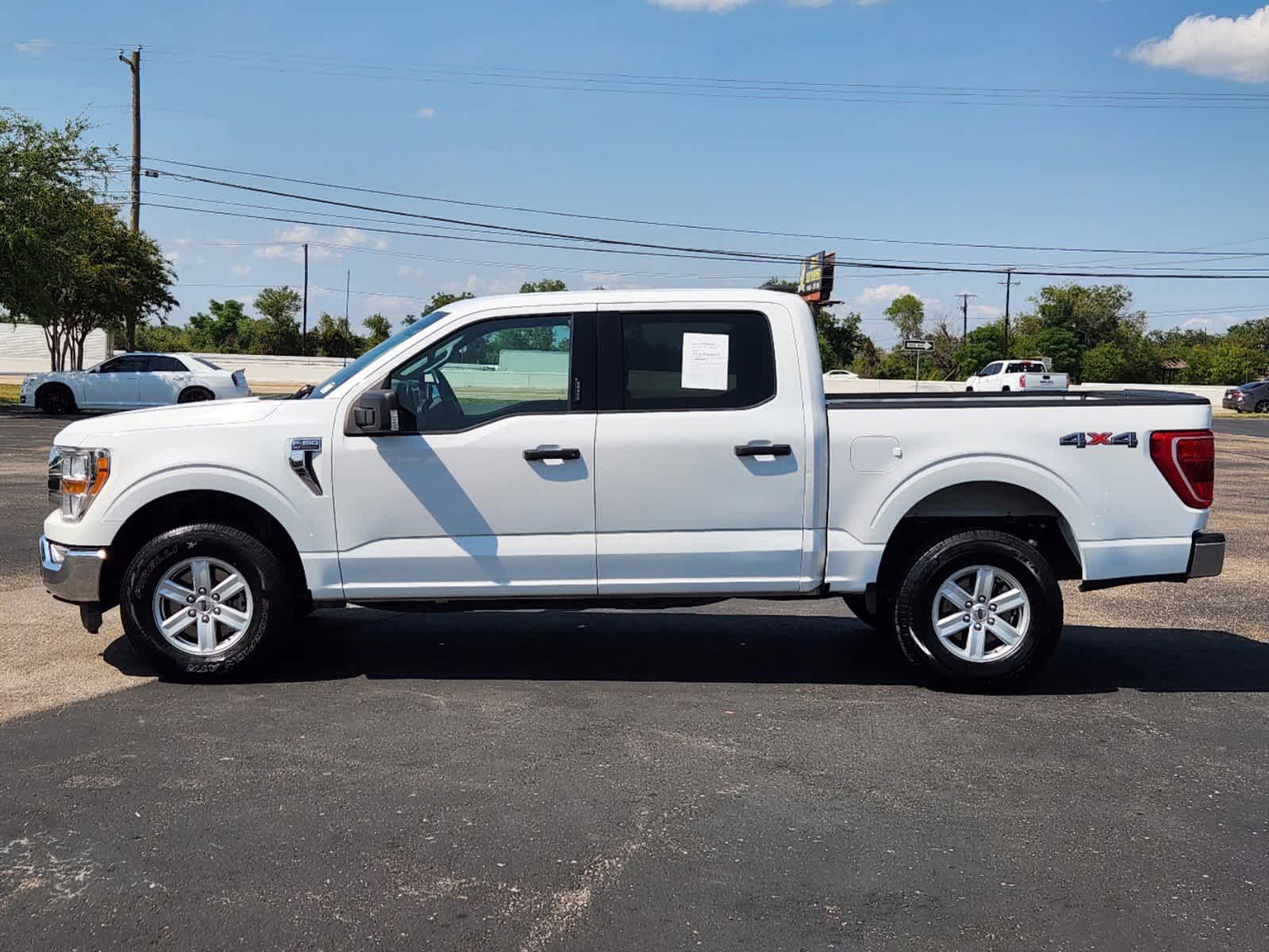 2021 Ford F-150 XLT 4WD SuperCrew 5.5 Box 4