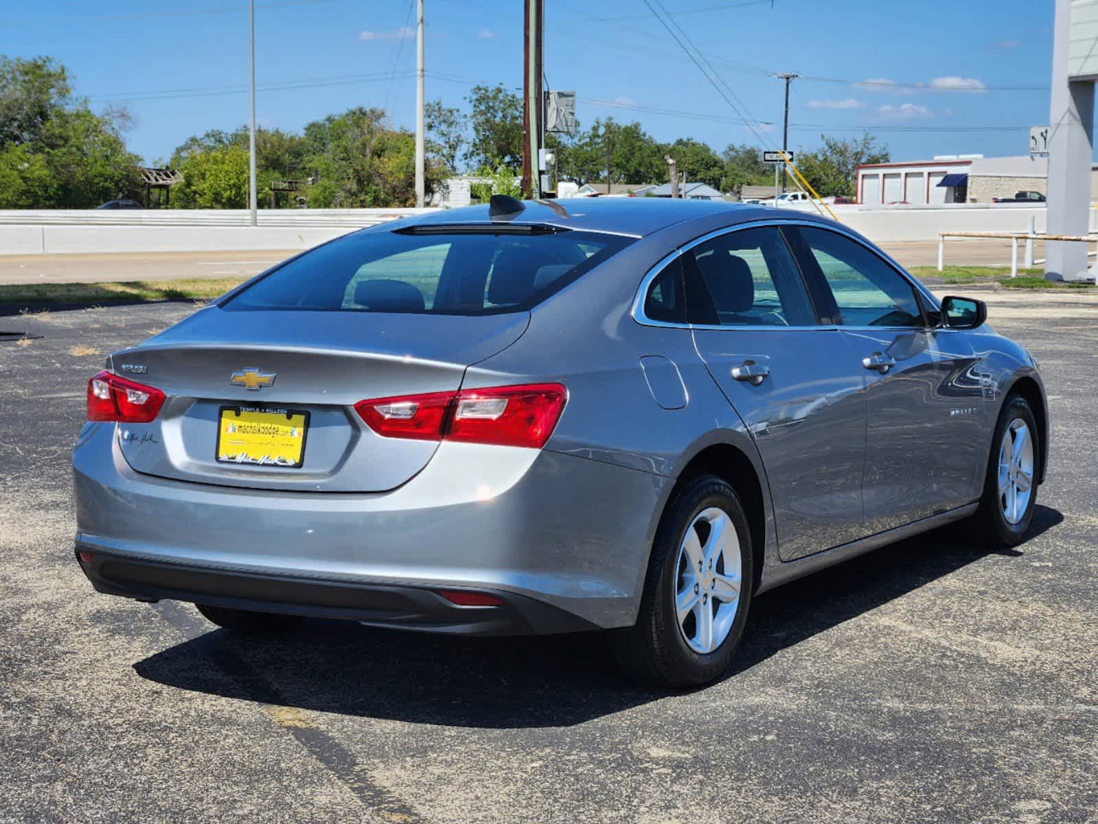 2023 Chevrolet Malibu LS 7