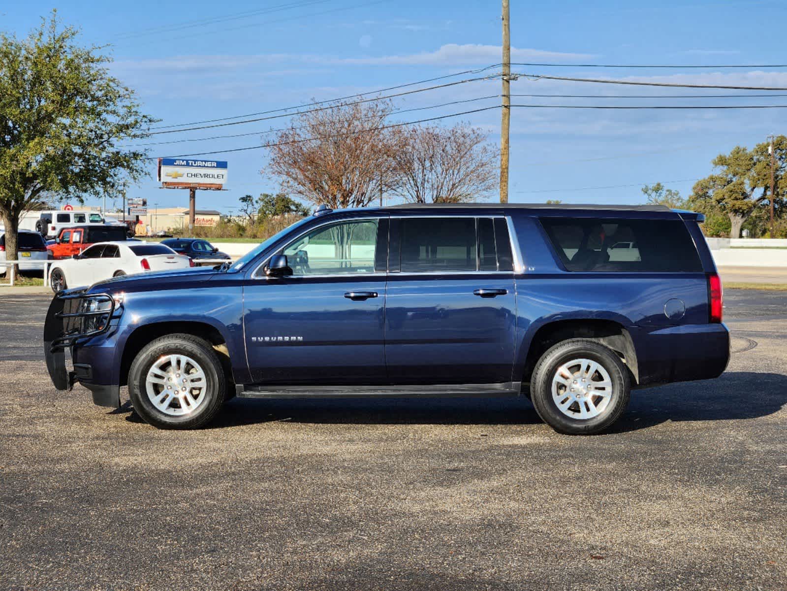 2019 Chevrolet Suburban LT 4