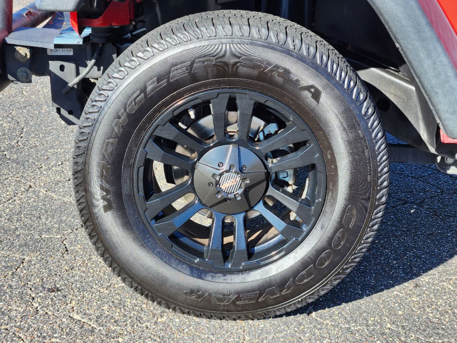 2010 Jeep Wrangler Unlimited Sport 11