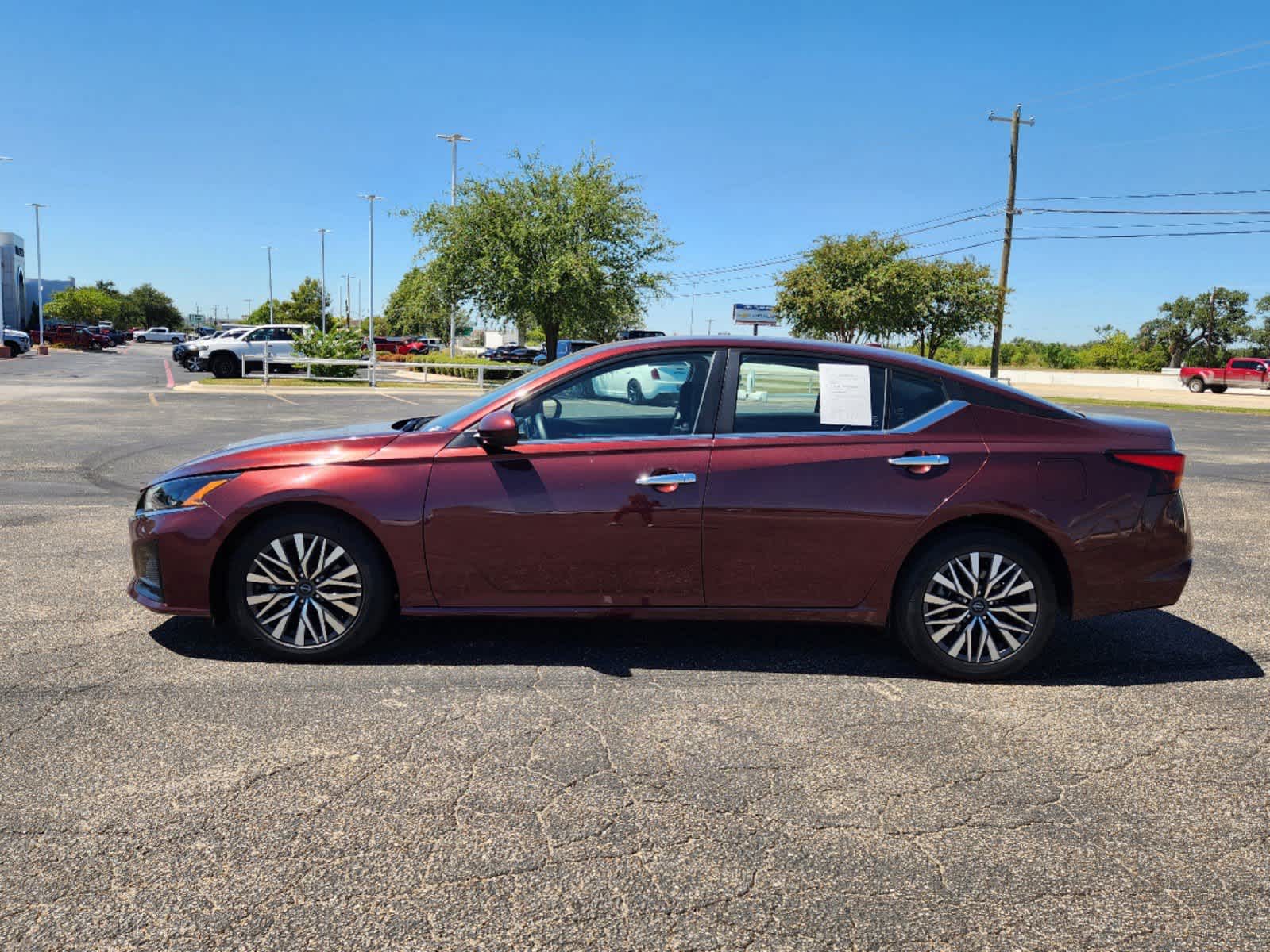 2023 Nissan Altima 2.5 SV 3