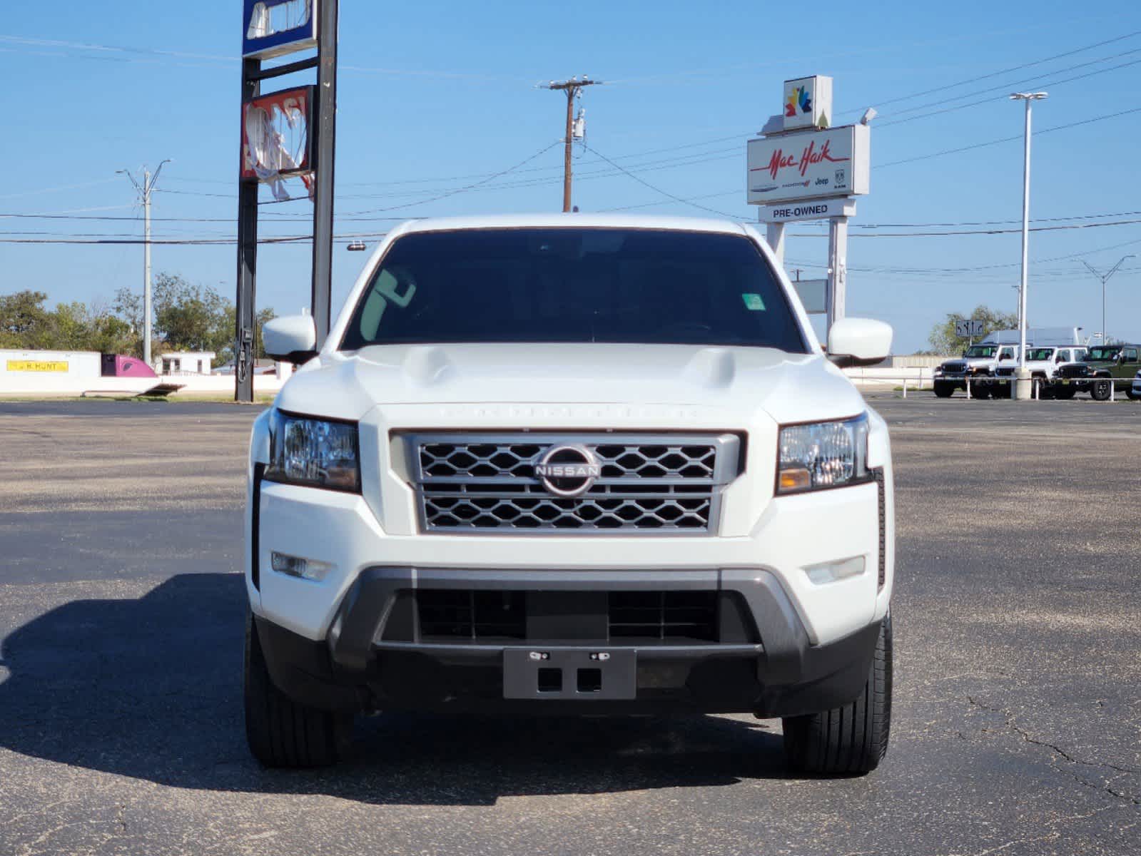 2023 Nissan Frontier SV Crew Cab 4x2 Auto 2