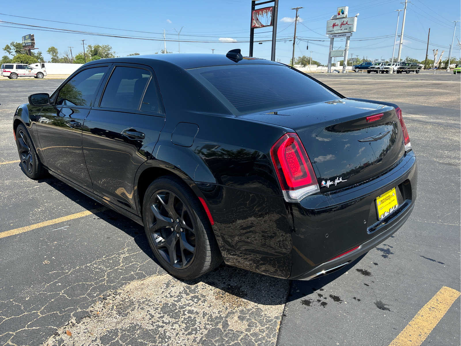 2021 Chrysler 300 Touring L 9