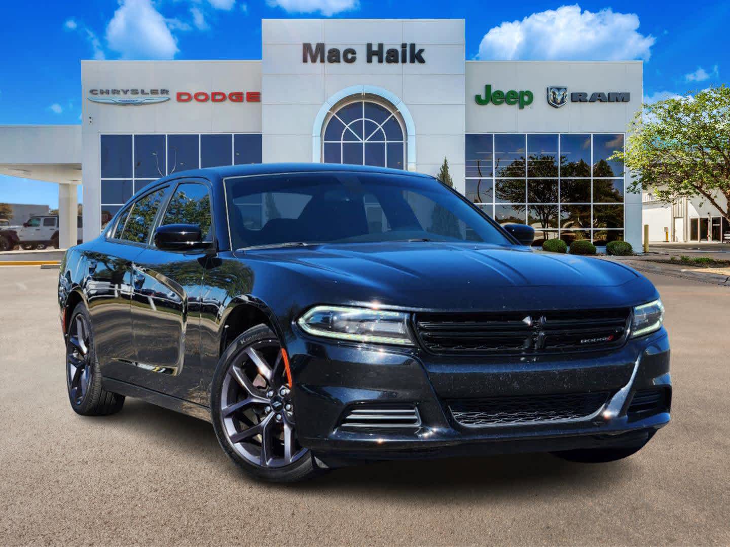 2019 Dodge Charger SXT 1