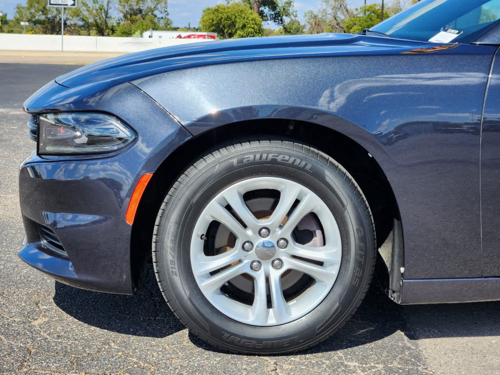 2019 Dodge Charger SXT 9