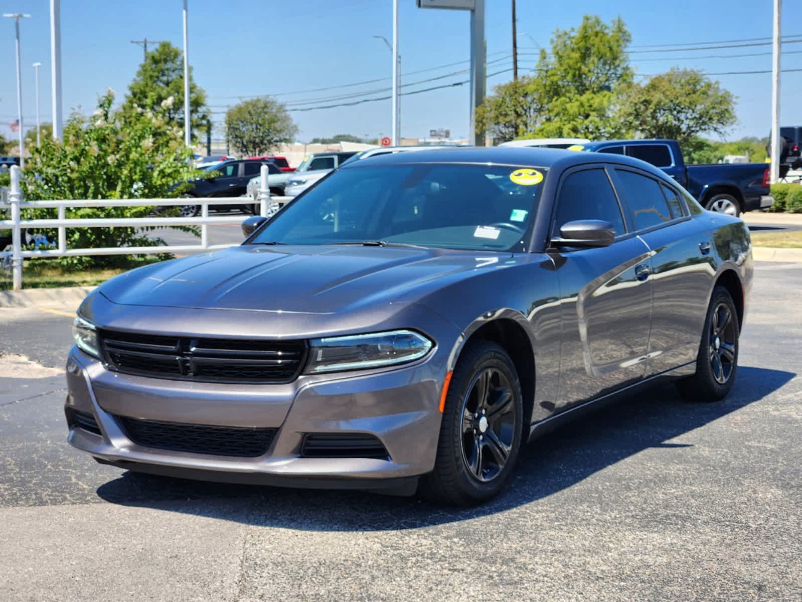 2022 Dodge Charger SXT 3