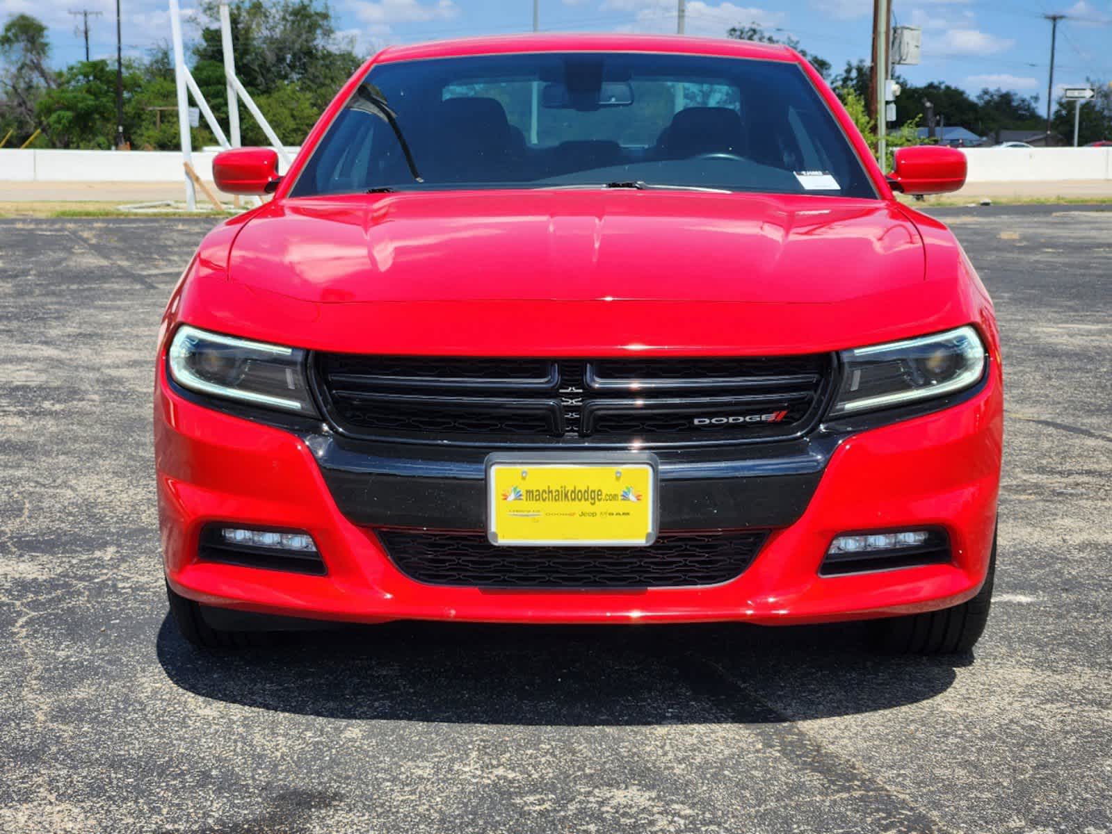 2022 Dodge Charger SXT 2