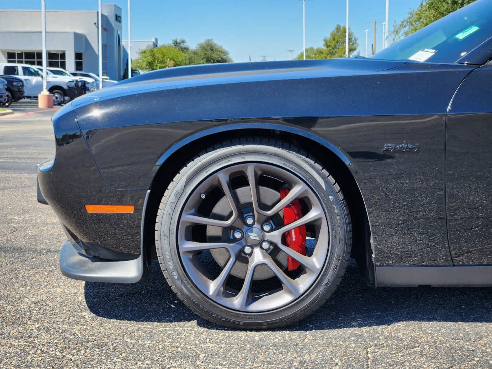 2023 Dodge Challenger R/T 7