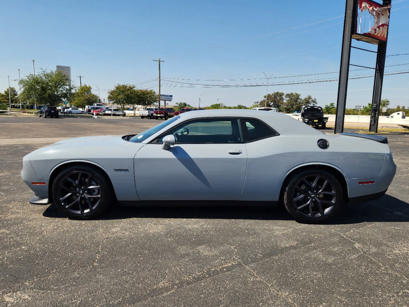 2022 Dodge Challenger R/T 3