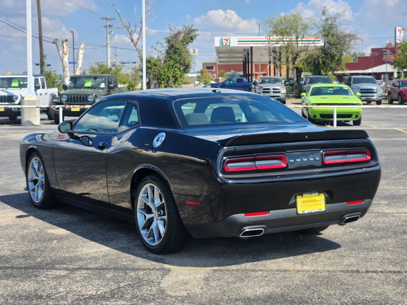 2022 Dodge Challenger GT 7