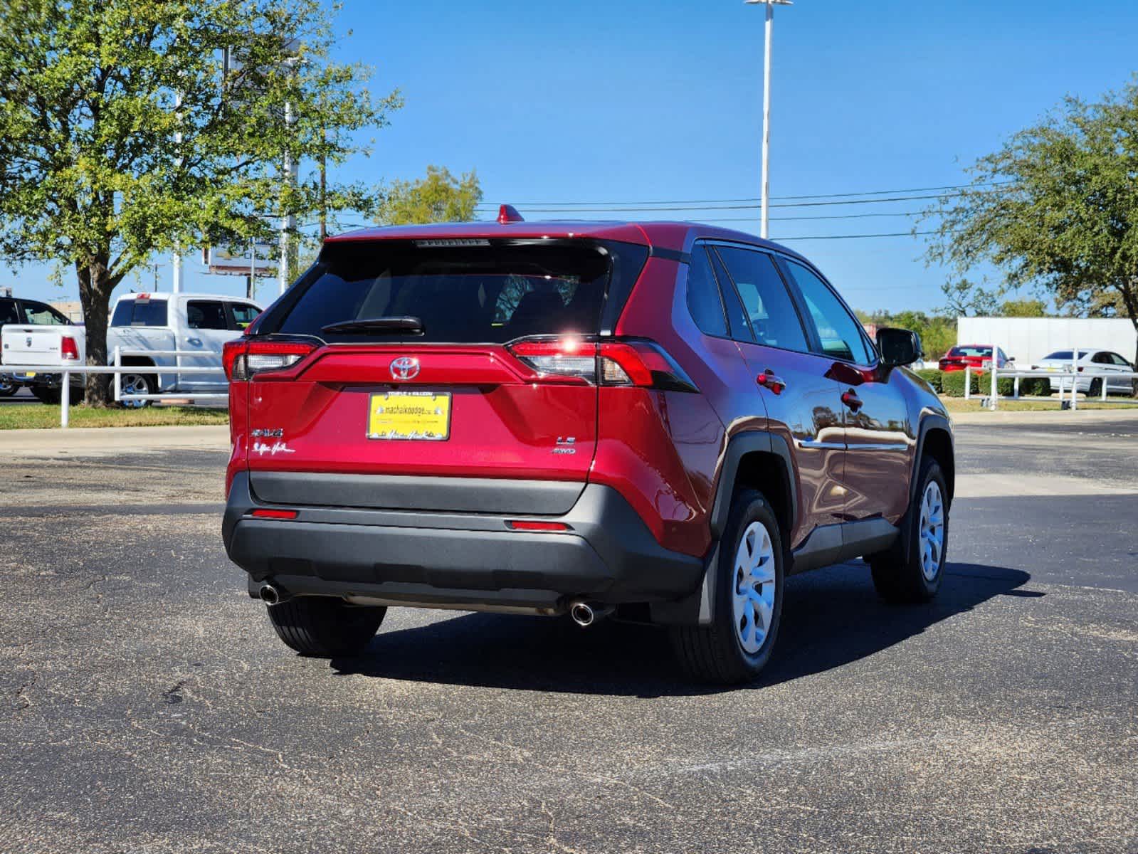 2024 Toyota RAV4 LE 5