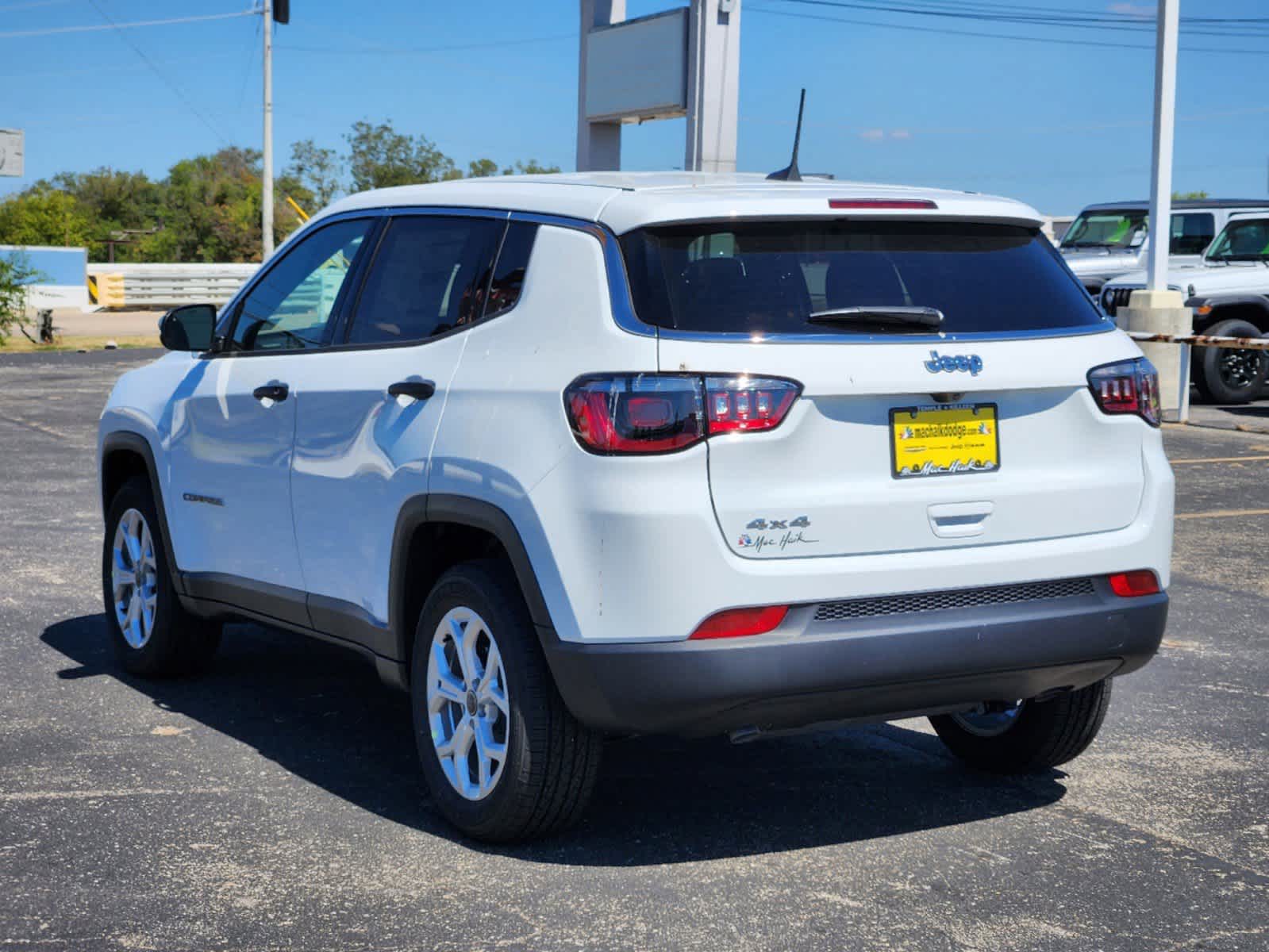 2025 Jeep Compass Sport 3