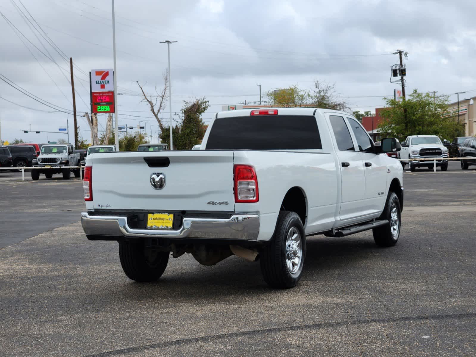 2022 Ram 3500 Tradesman 4x4 Crew Cab 8 Box 8