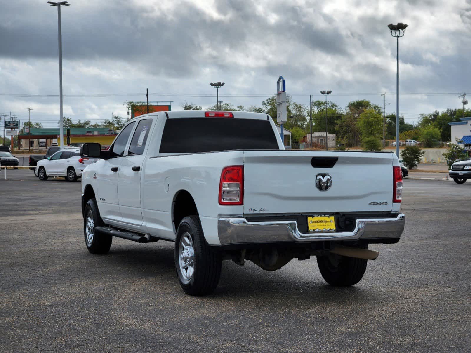 2022 Ram 3500 Tradesman 4x4 Crew Cab 8 Box 12