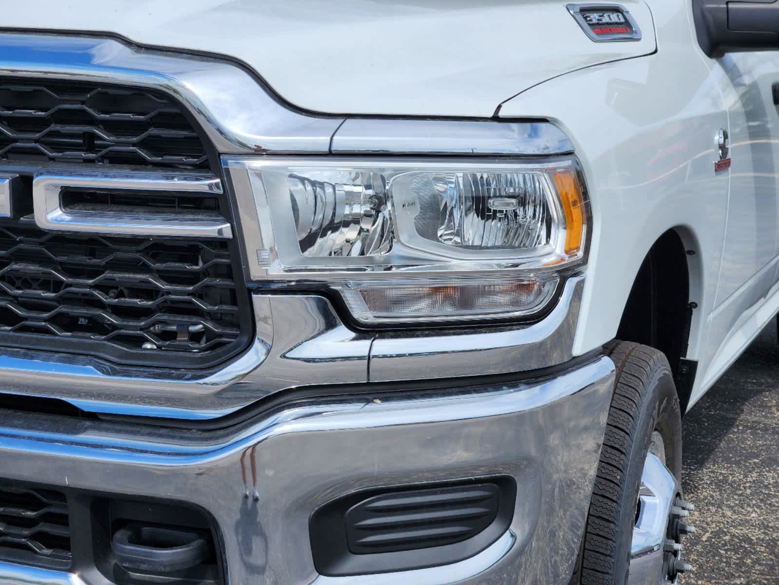 2024 Ram 3500 Tradesman 4x4 Crew Cab 8 Box 5