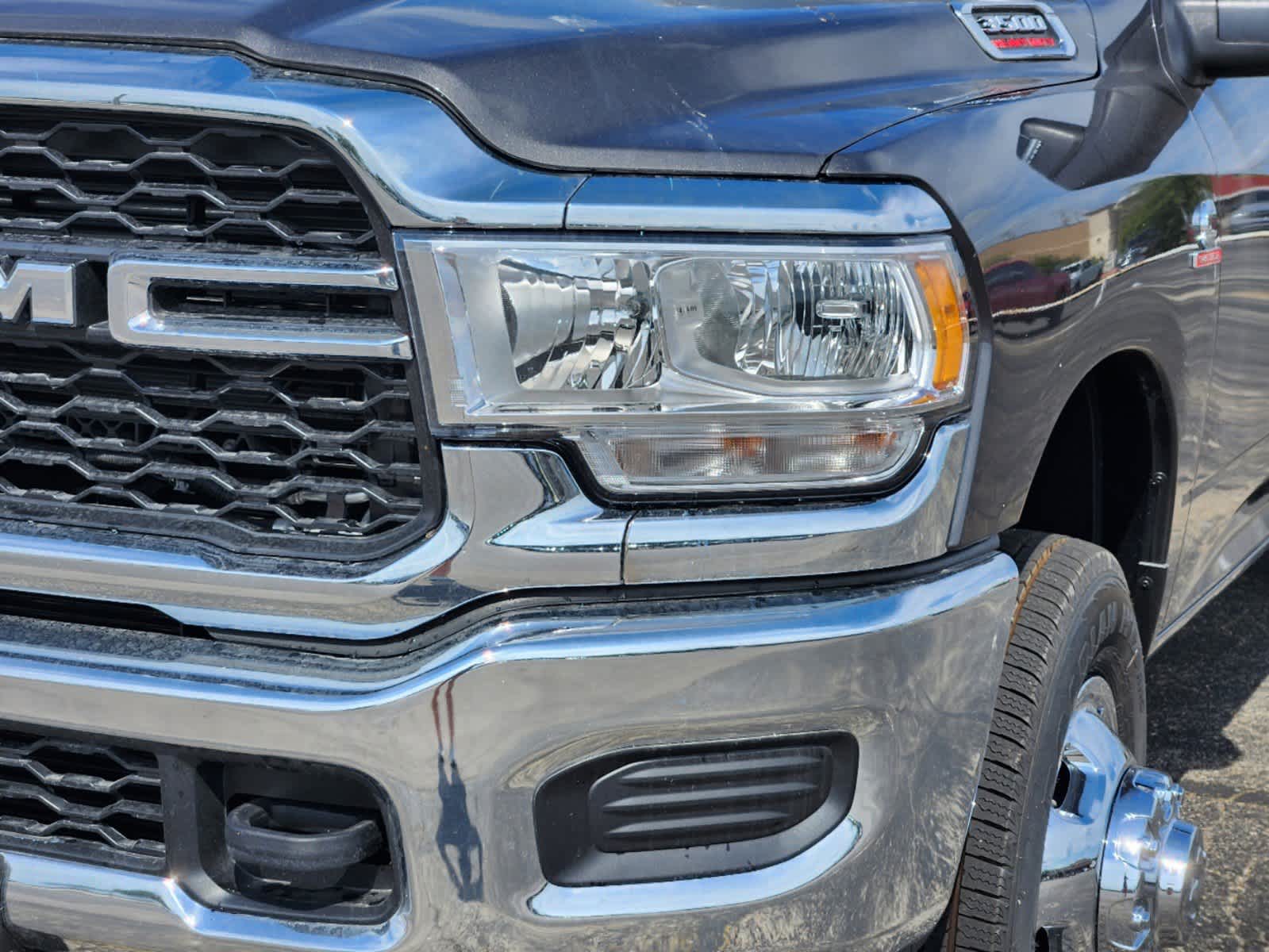 2024 Ram 3500 Tradesman 4x4 Crew Cab 8 Box 5