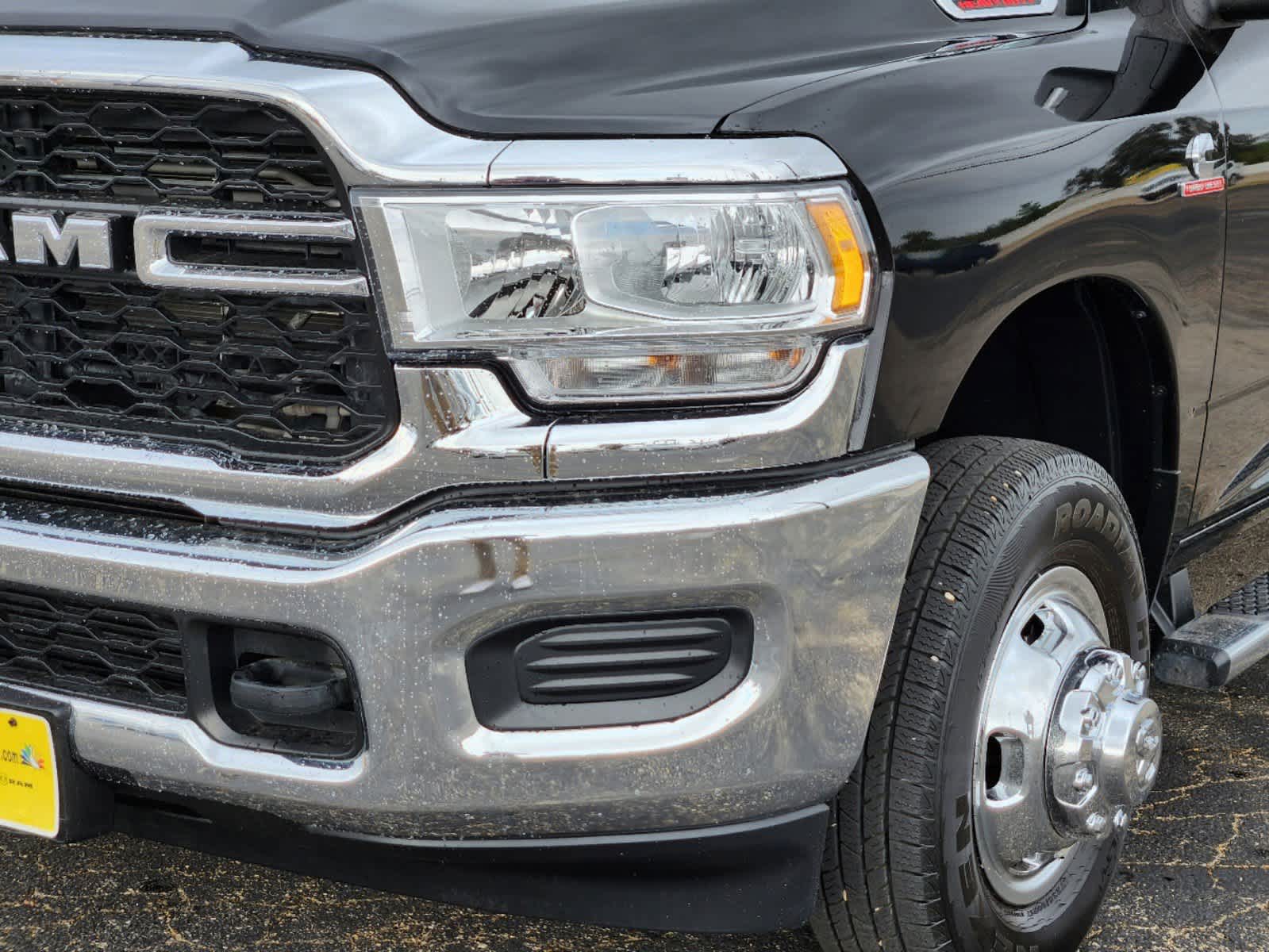 2023 Ram 3500 Tradesman 4x4 Crew Cab 8 Box 8