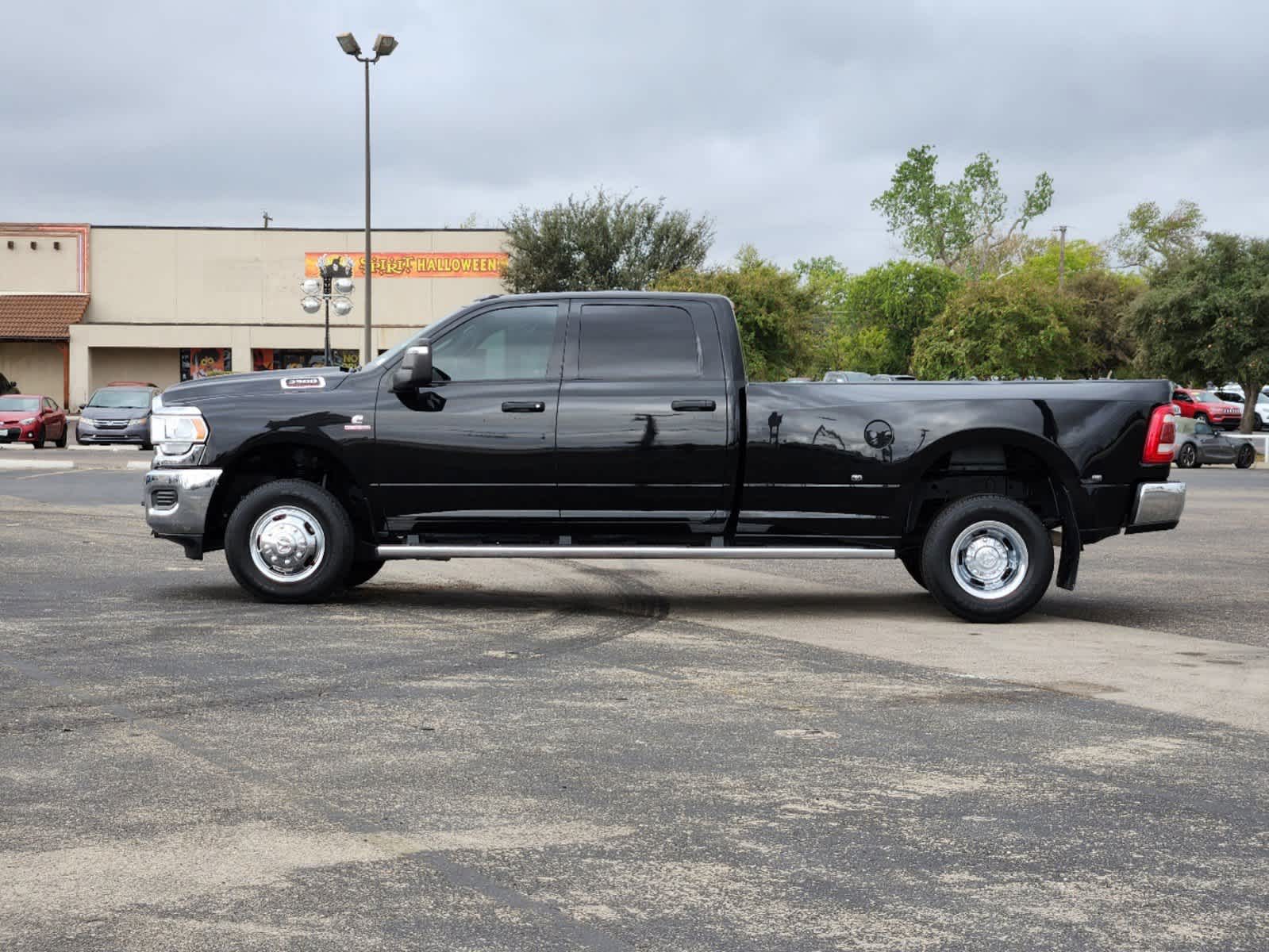 2023 Ram 3500 Tradesman 4x4 Crew Cab 8 Box 4