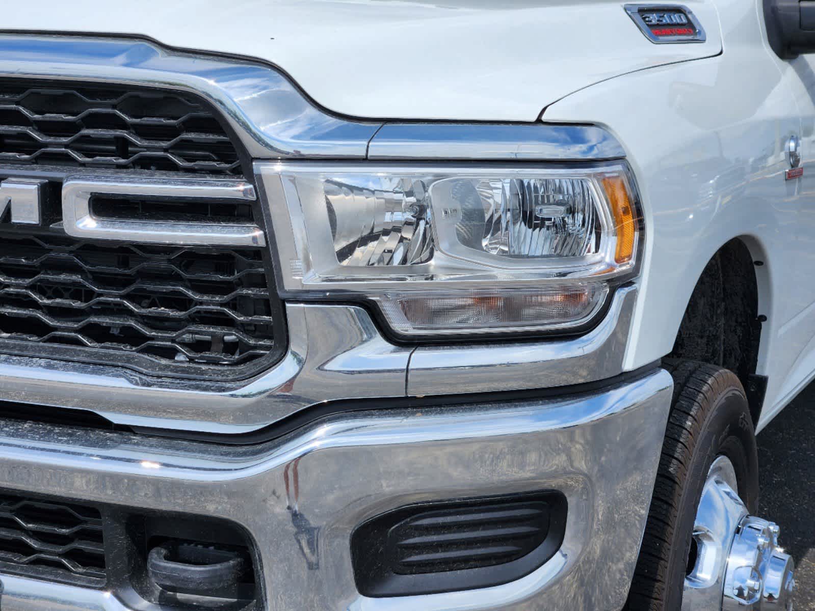 2024 Ram 3500 Tradesman 4x4 Crew Cab 8 Box 5