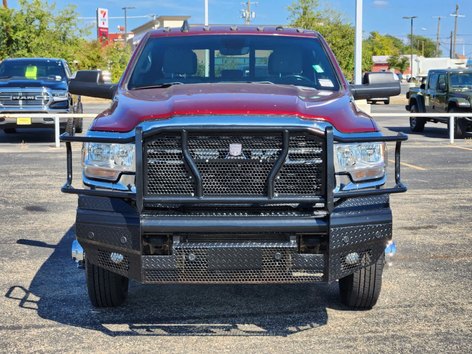 2022 Ram 3500 Lone Star 4x4 Crew Cab 8 Box 2