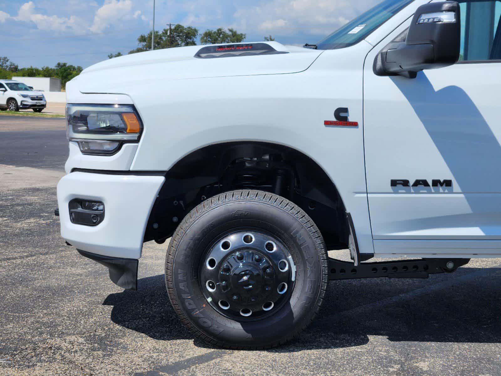 2024 Ram 3500 Laramie 4x4 Crew Cab 8 Box 6