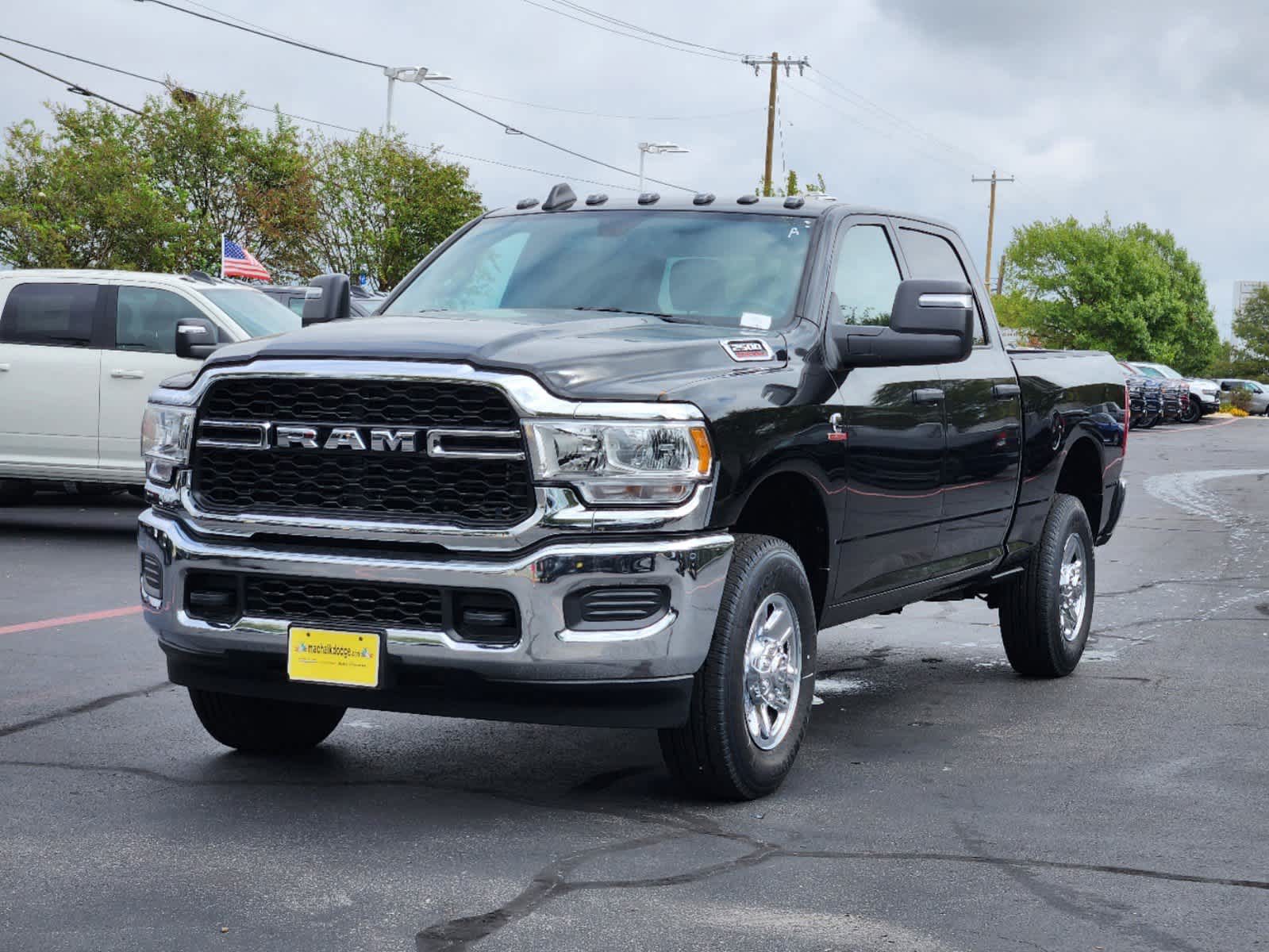 2024 Ram 2500 Tradesman 4x4 Crew Cab 64 Box 2