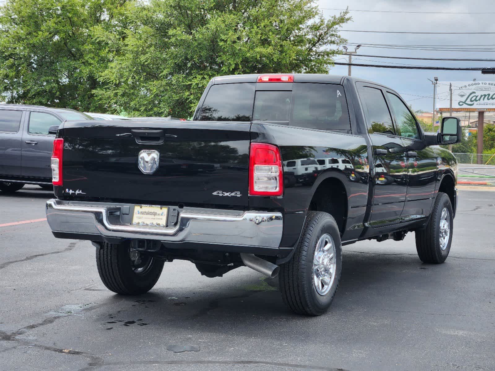 2024 Ram 2500 Tradesman 4x4 Crew Cab 64 Box 3