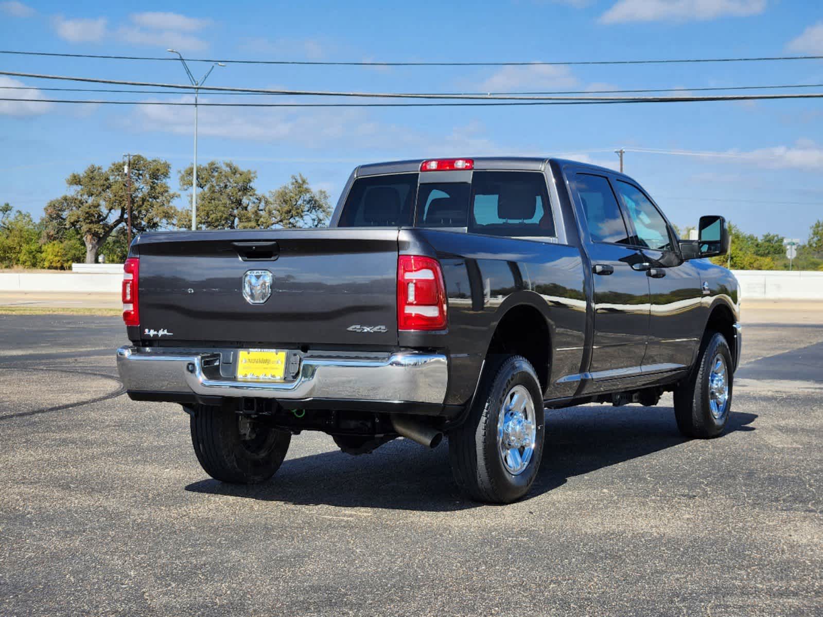 2024 Ram 2500 Tradesman 4x4 Crew Cab 64 Box 3