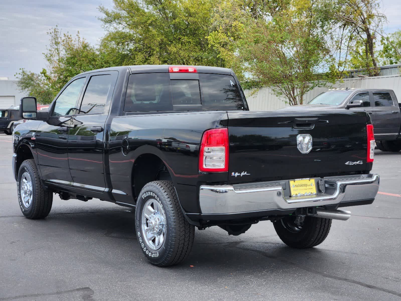 2024 Ram 2500 Tradesman 4x4 Crew Cab 64 Box 3