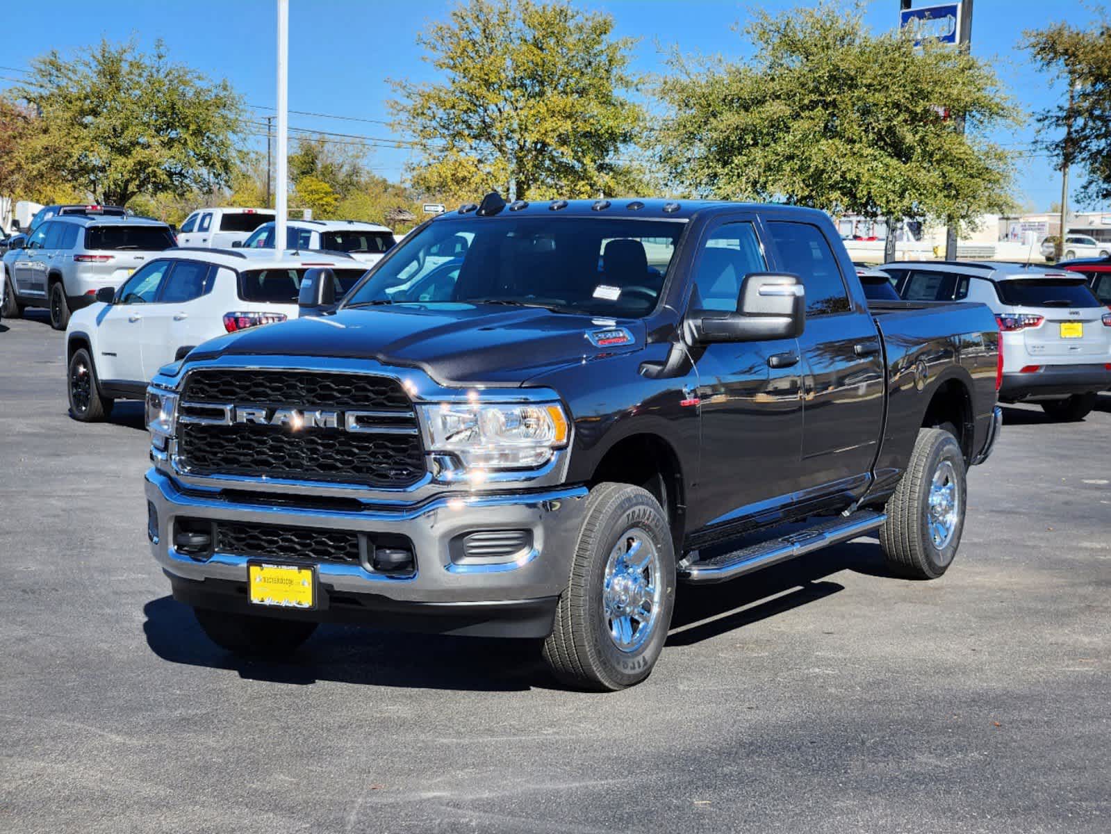 2024 Ram 2500 Tradesman 4x4 Crew Cab 64 Box 2