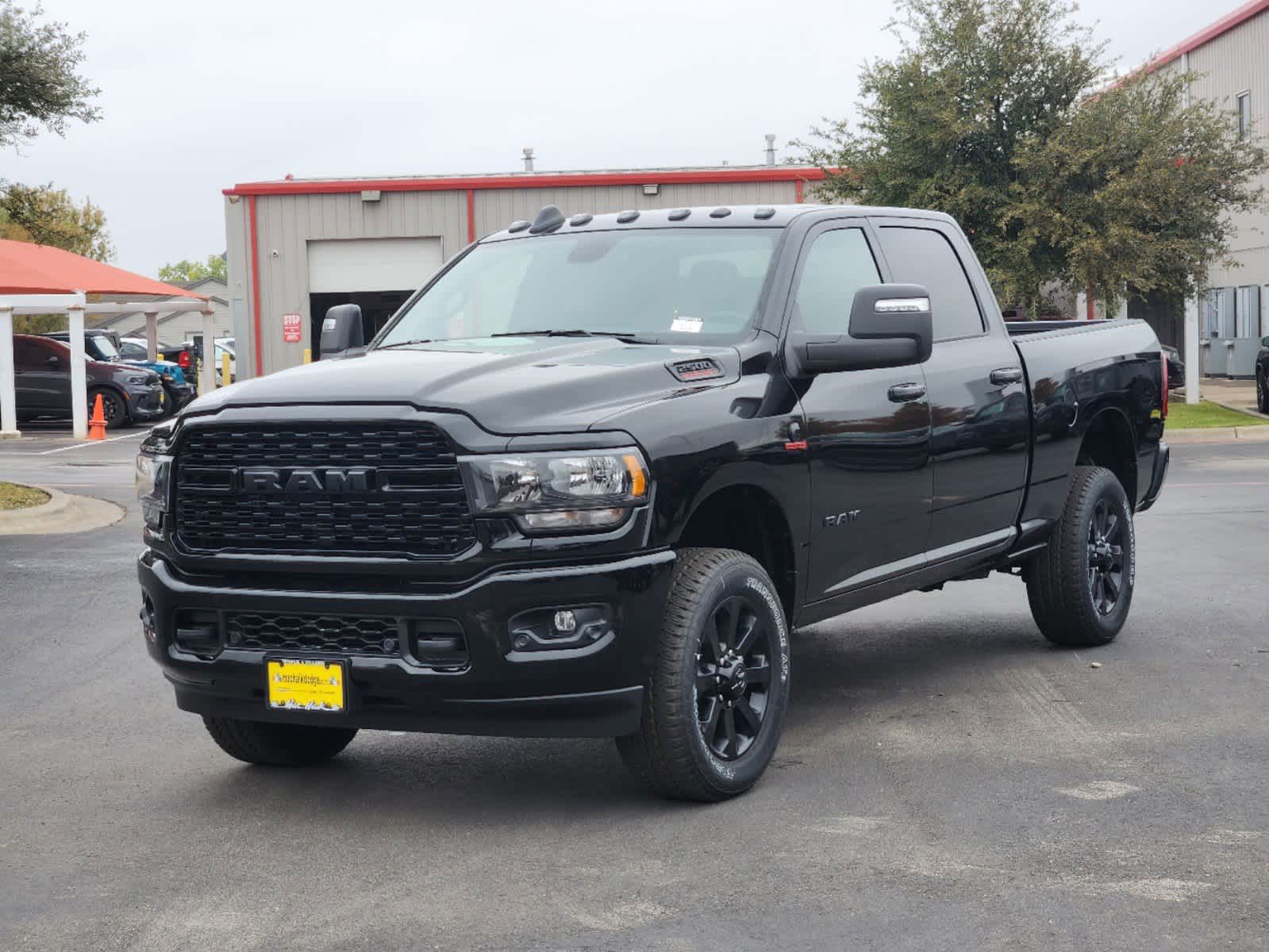 2024 Ram 2500 Big Horn 4x4 Crew Cab 64 Box 2