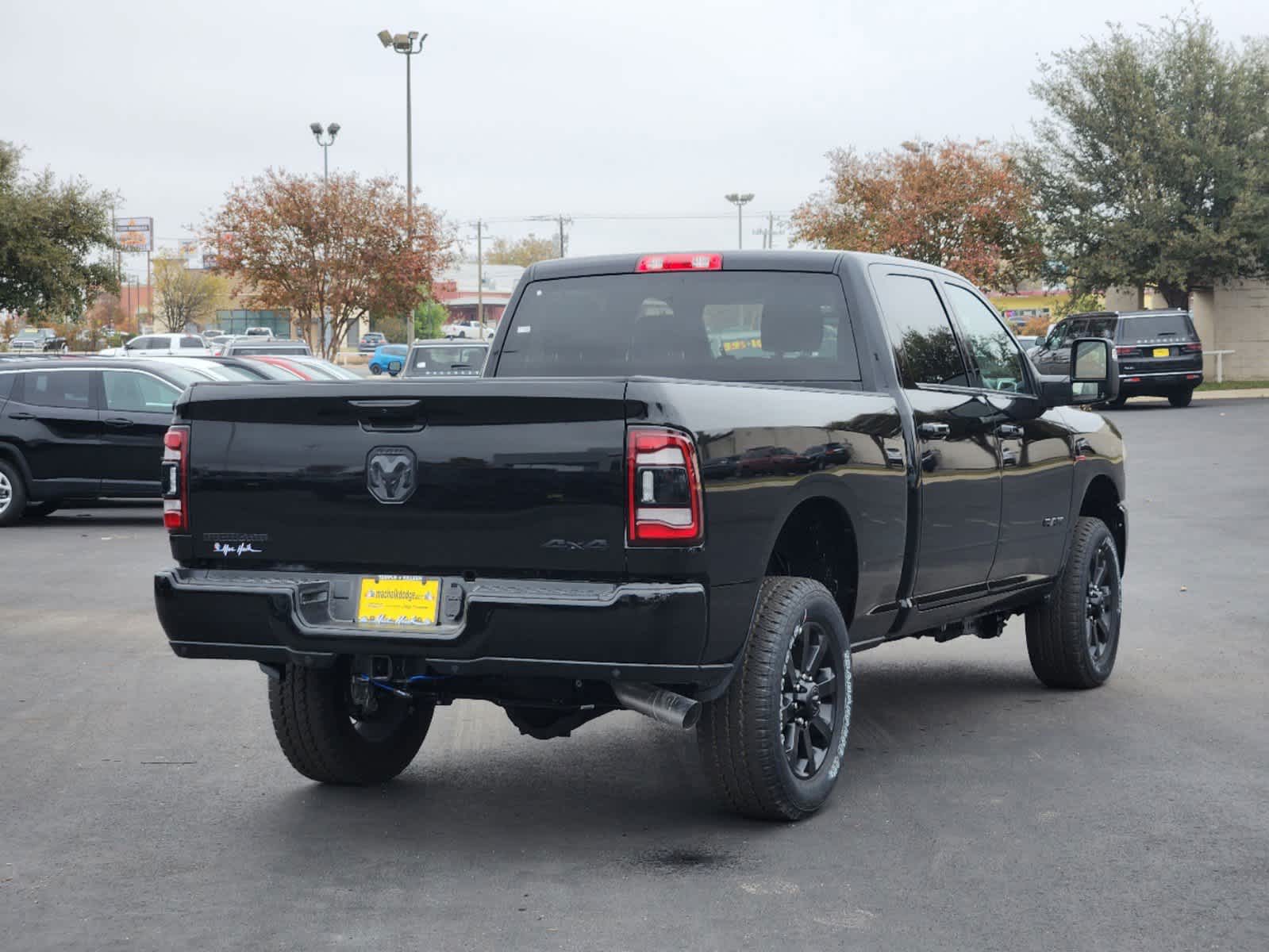 2024 Ram 2500 Big Horn 4x4 Crew Cab 64 Box 3