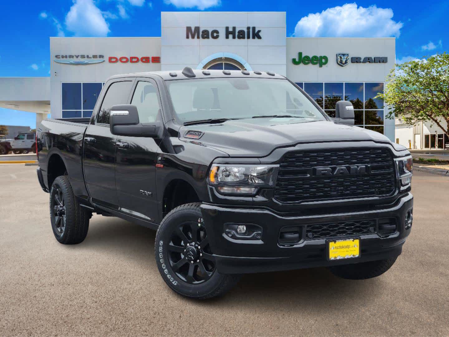 2024 Ram 2500 Big Horn 4x4 Crew Cab 64 Box 1