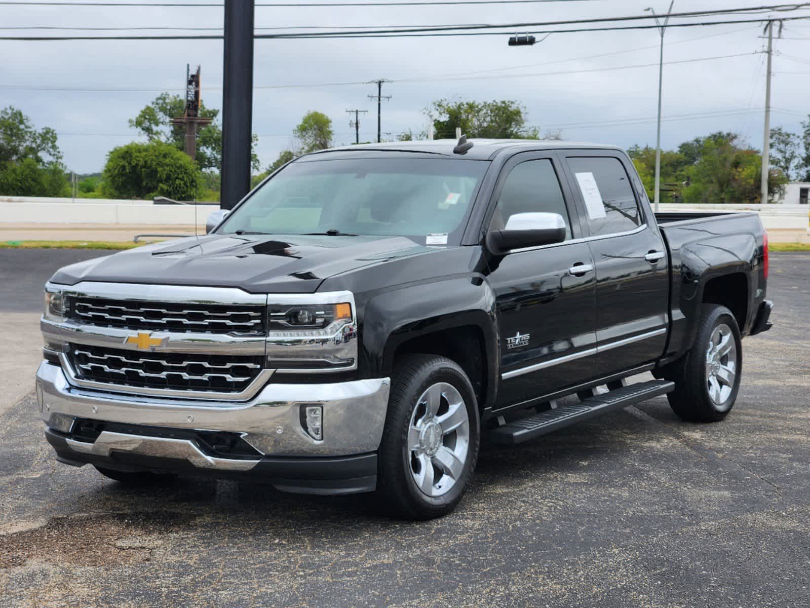 2018 Chevrolet Silverado 1500 LTZ 2WD Crew Cab 143.5 3