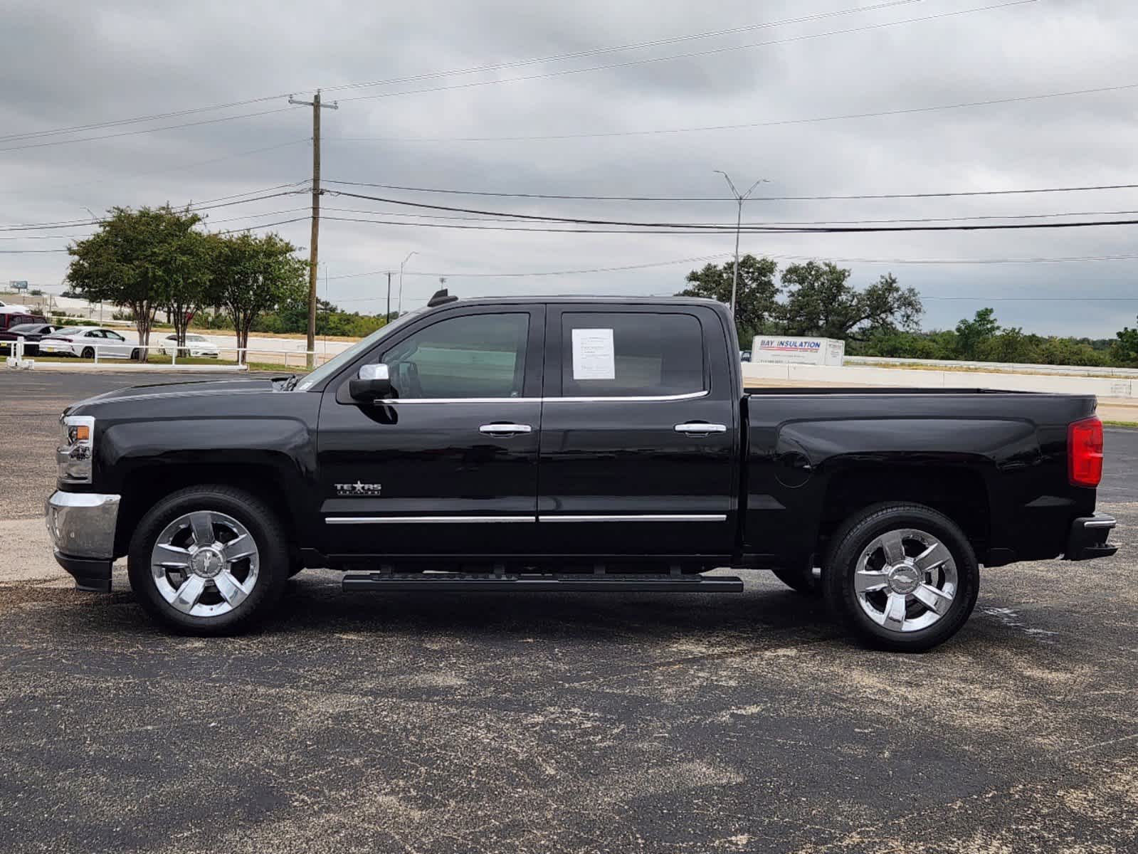 2018 Chevrolet Silverado 1500 LTZ 2WD Crew Cab 143.5 4